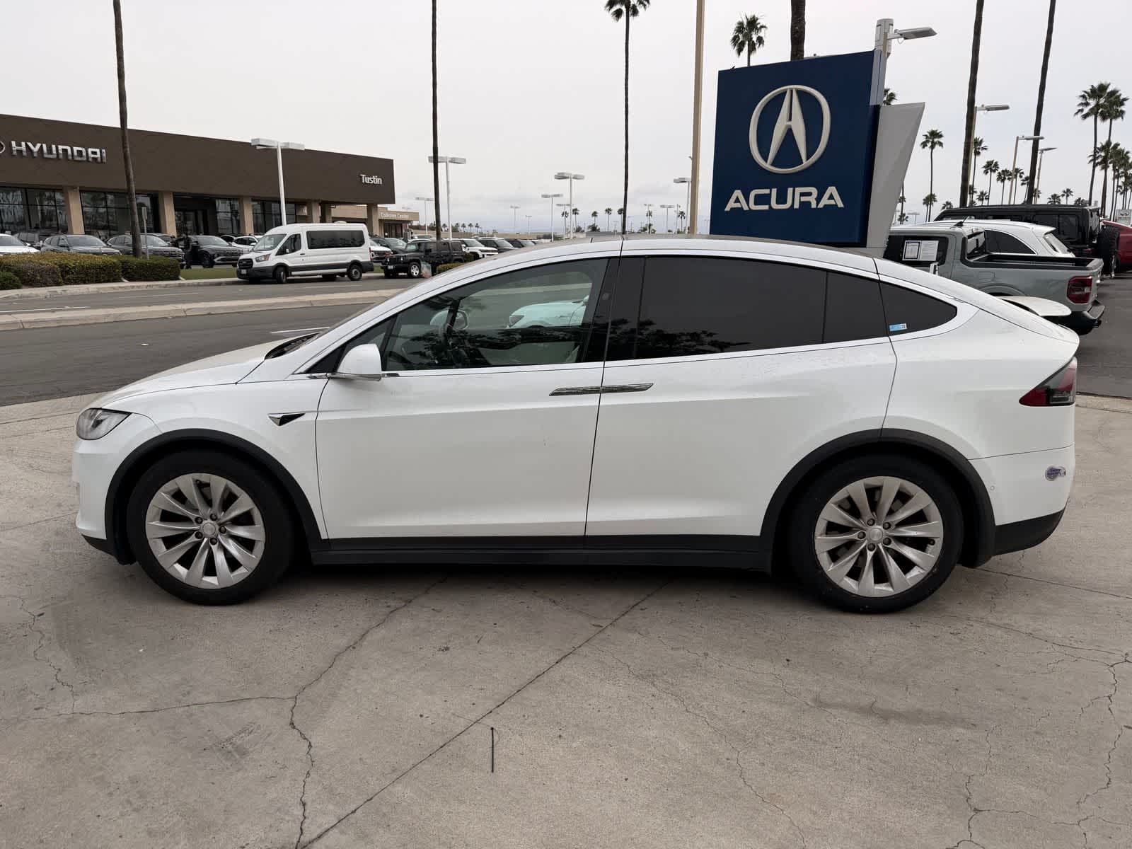 Thumbnail: 2018 Tesla Model X - 2