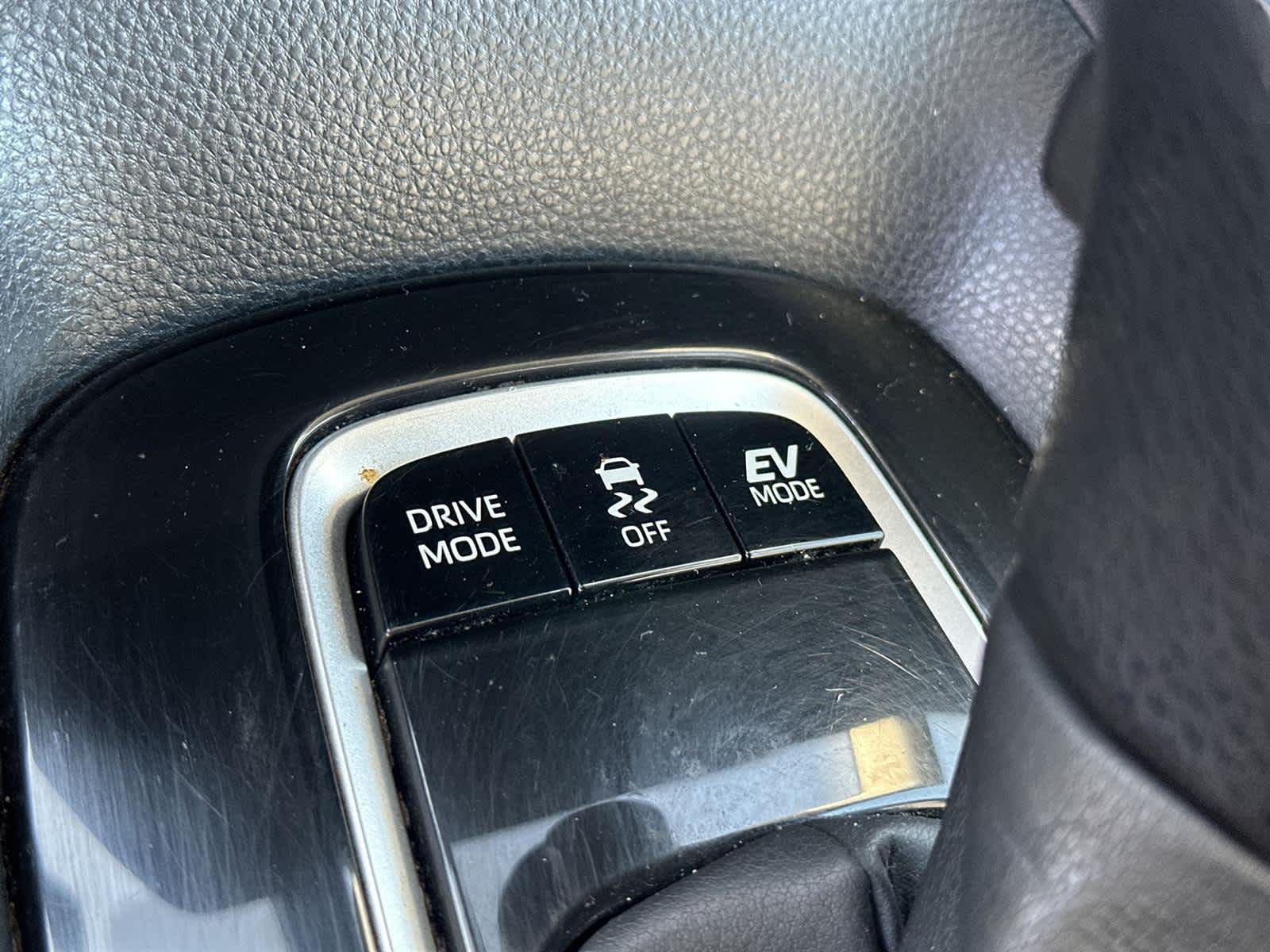 Thumbnail: 2022 Toyota Corolla - 25