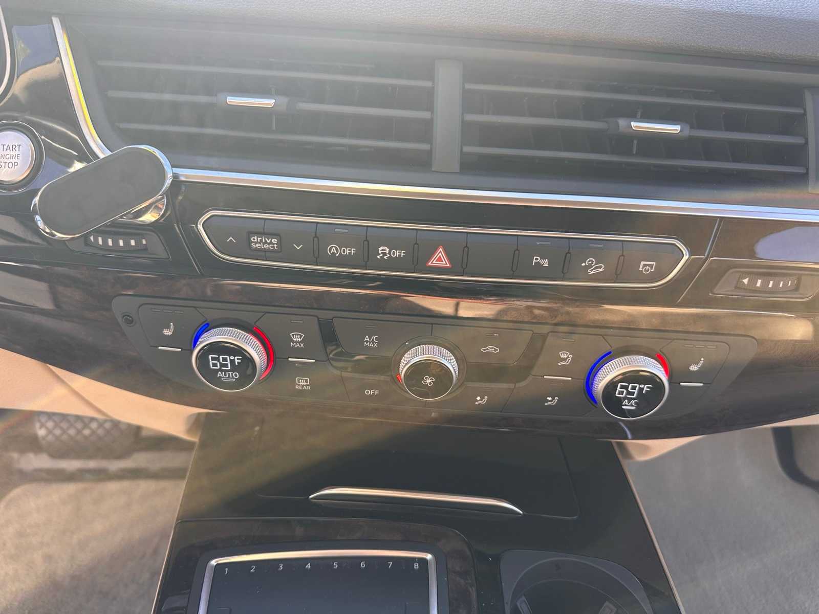 Thumbnail: 2019 Audi Q7 - 18