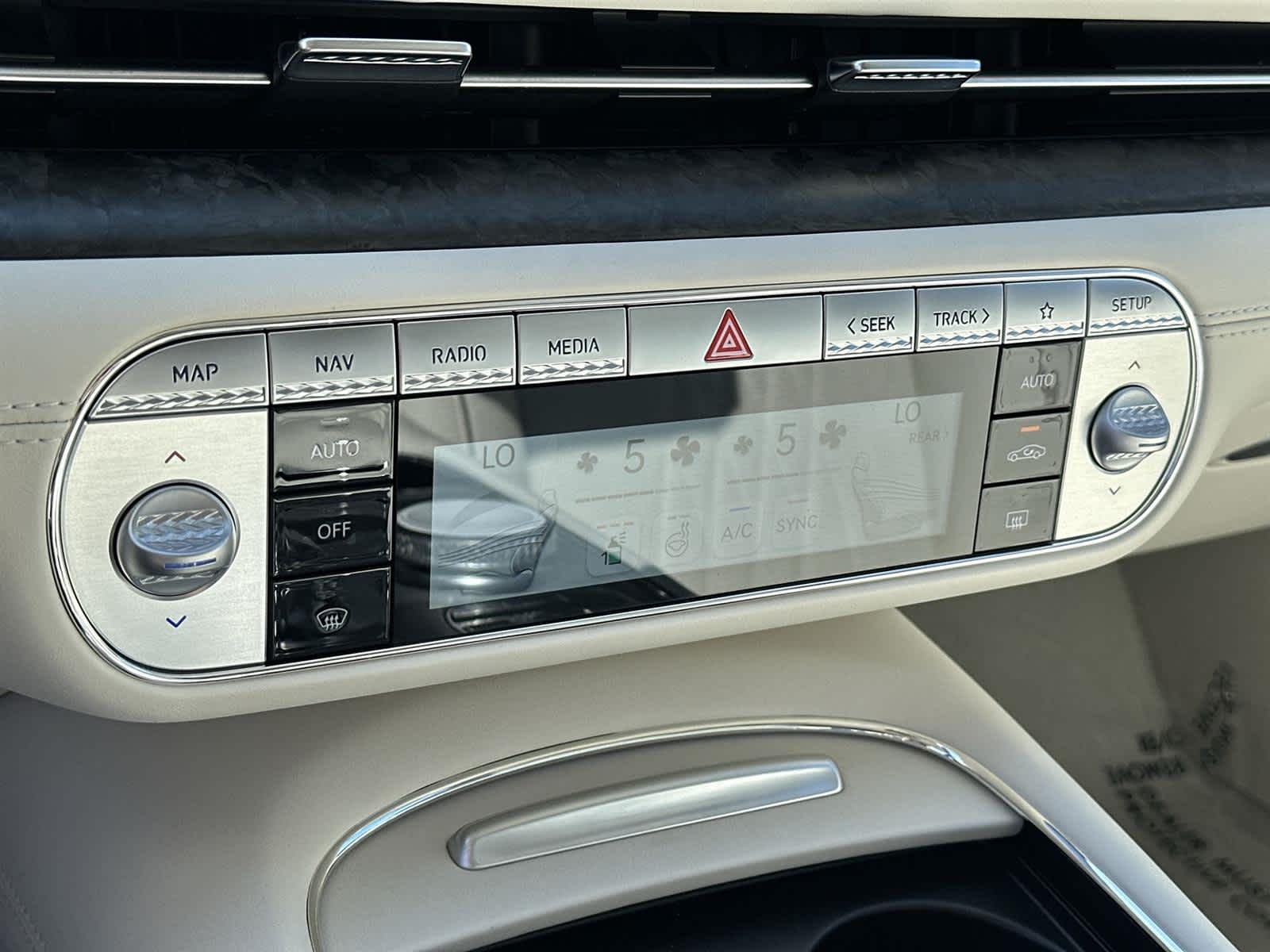 Thumbnail: 2026 Genesis G90 - 26