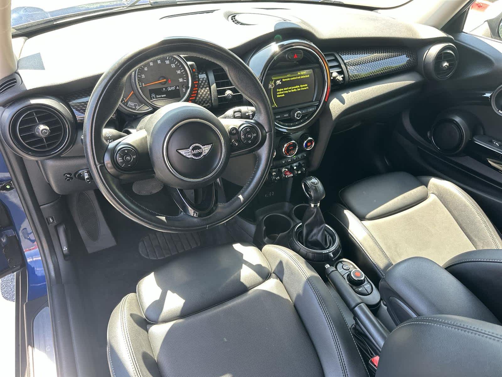 Thumbnail: 2017 MINI Cooper Hardtop - 10