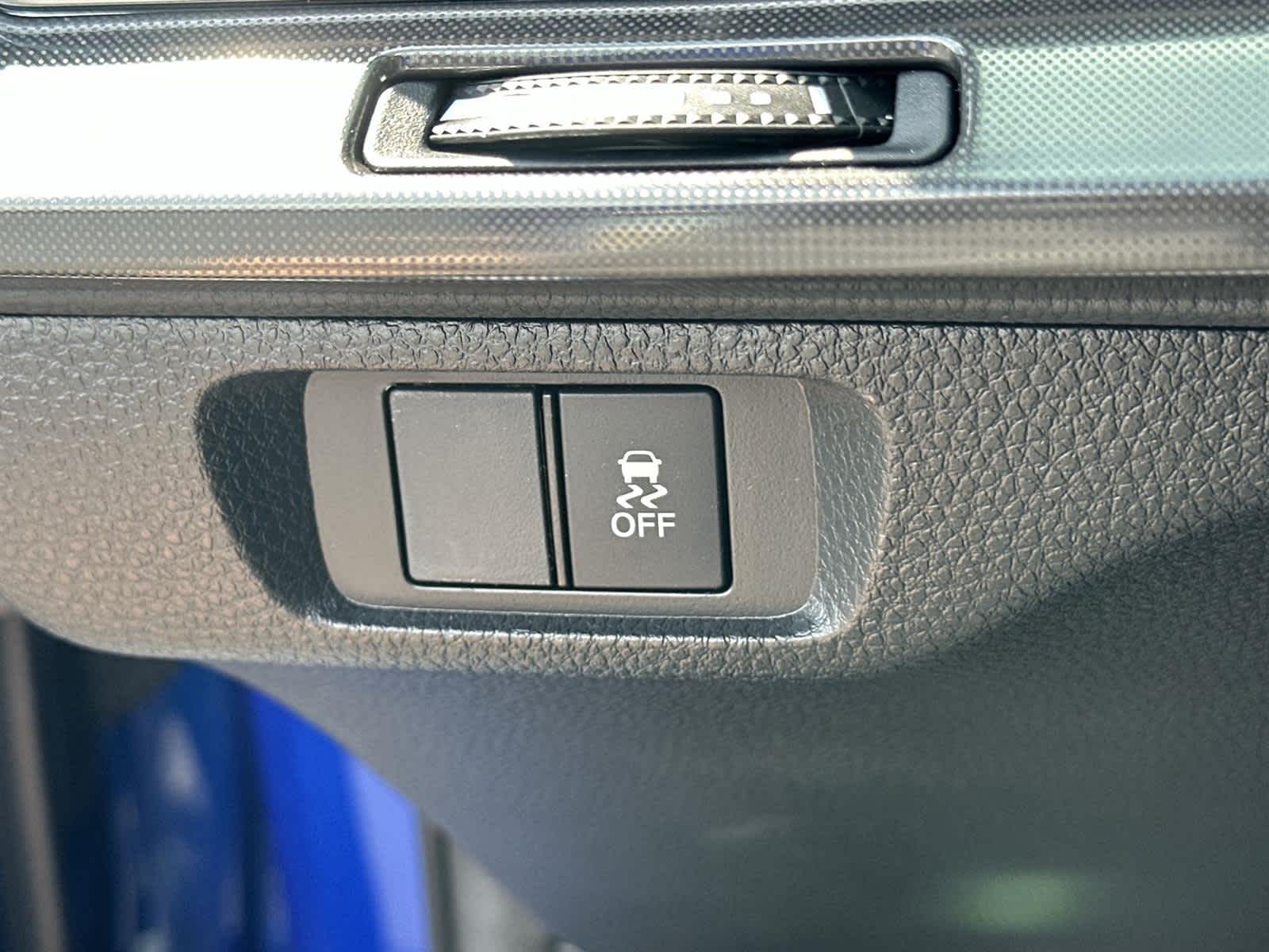 Thumbnail: 2025 Acura Integra - 28