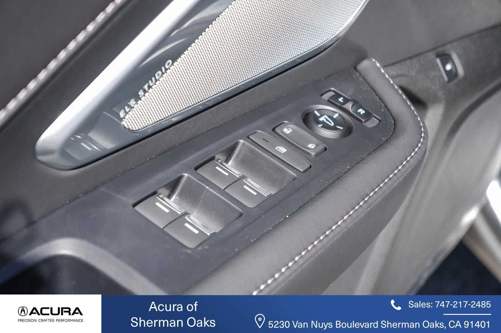 Thumbnail: 2026 Acura RDX - 27