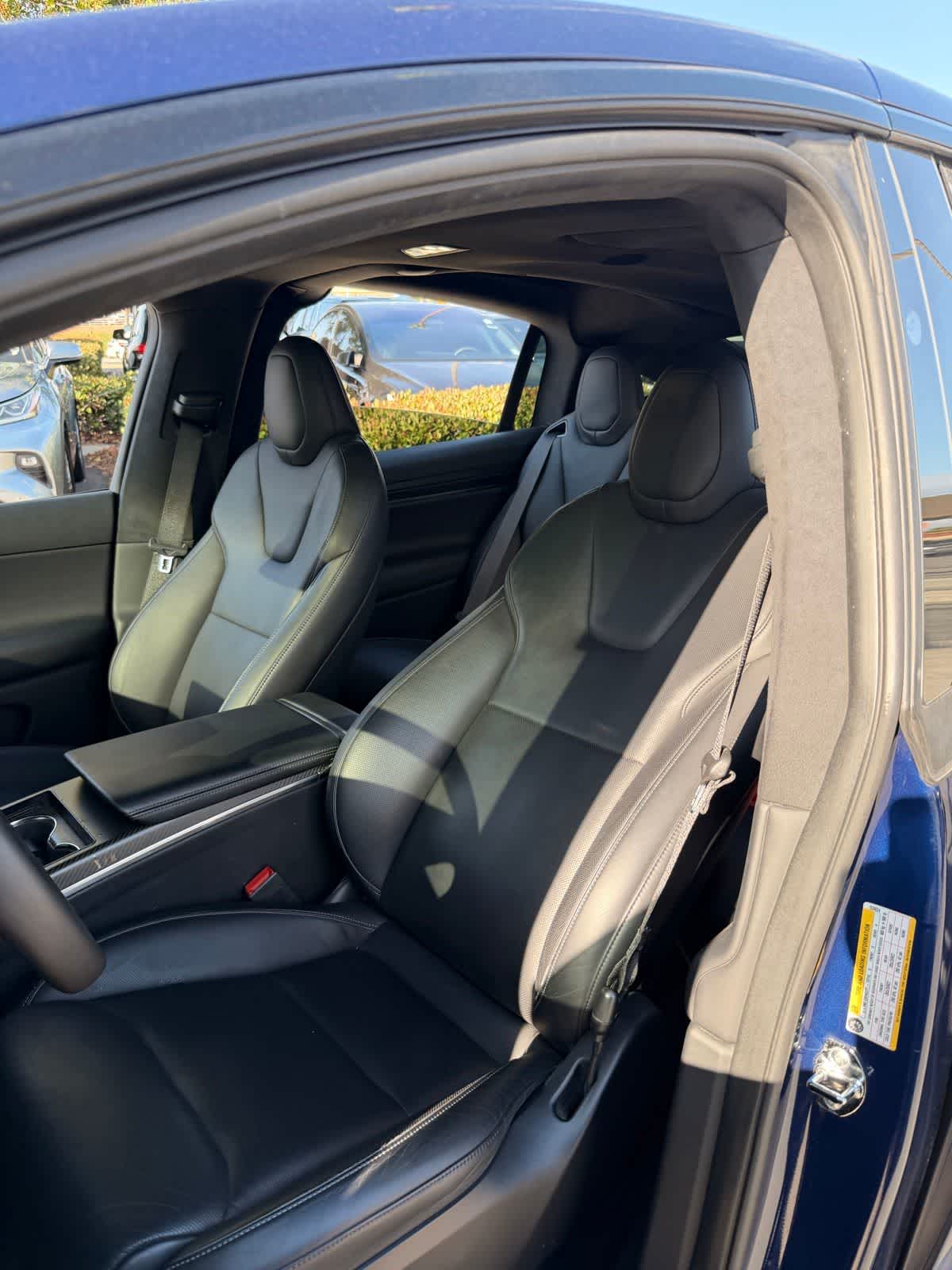 Thumbnail: 2022 Tesla Model X - 9