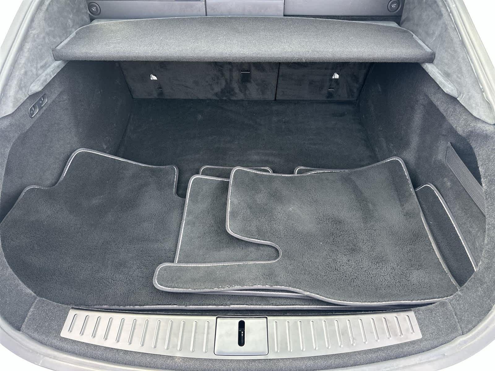 Thumbnail: 2023 Tesla Model S - 20