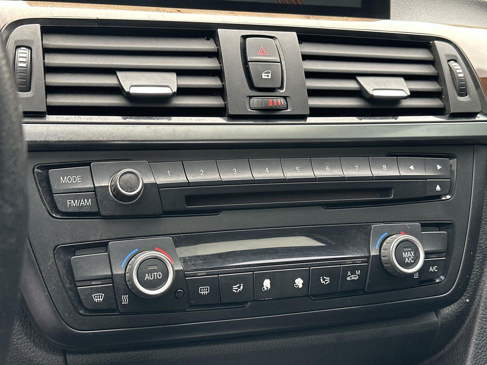 Thumbnail: 2014 BMW 4 Series - 28