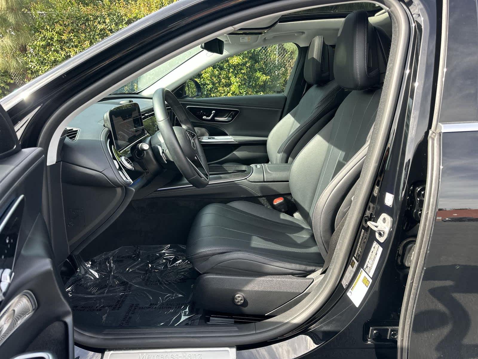 Thumbnail: 2024 Mercedes-Benz E-Class - 11