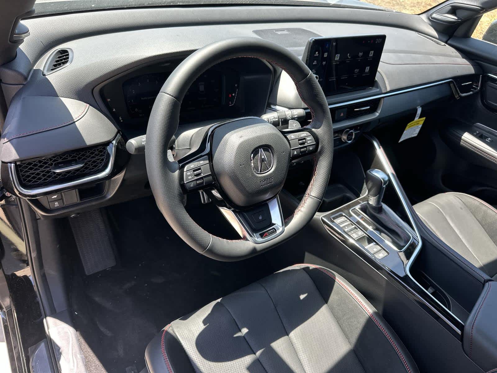 Thumbnail: 2025 Acura ADX - 2