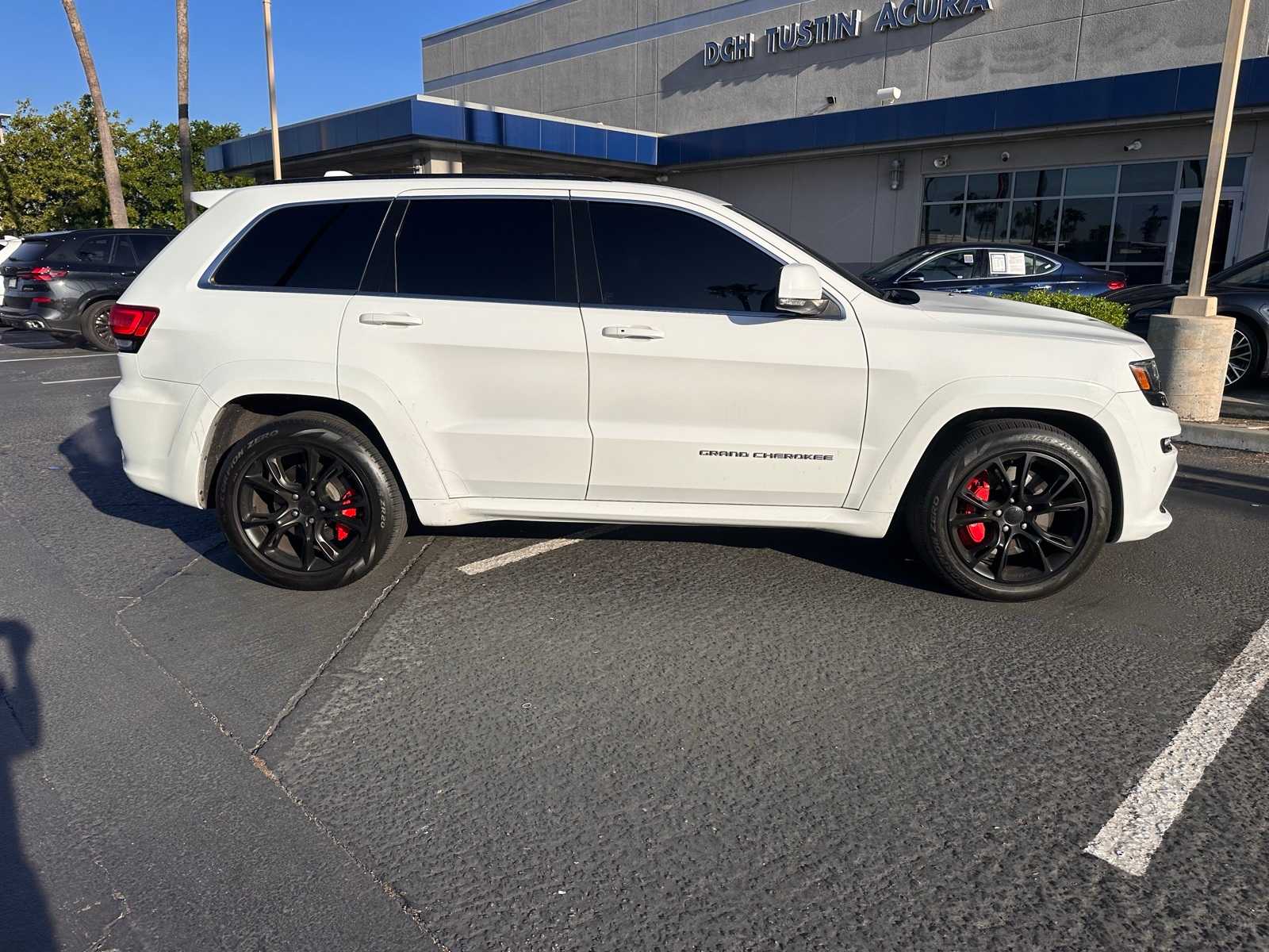 Thumbnail: 2015 Jeep Grand Cherokee - 6