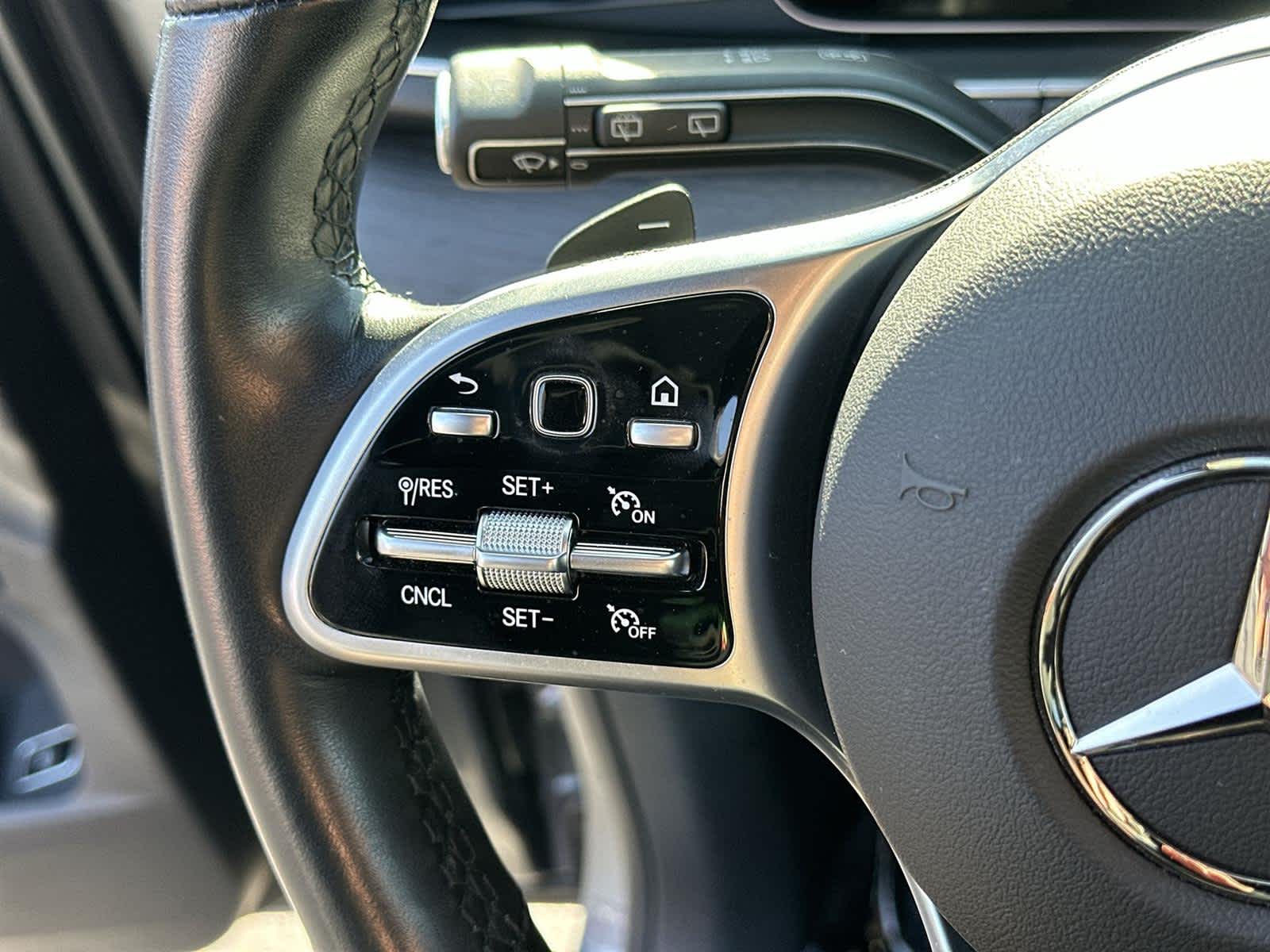 Thumbnail: 2023 Mercedes-Benz GLE - 24