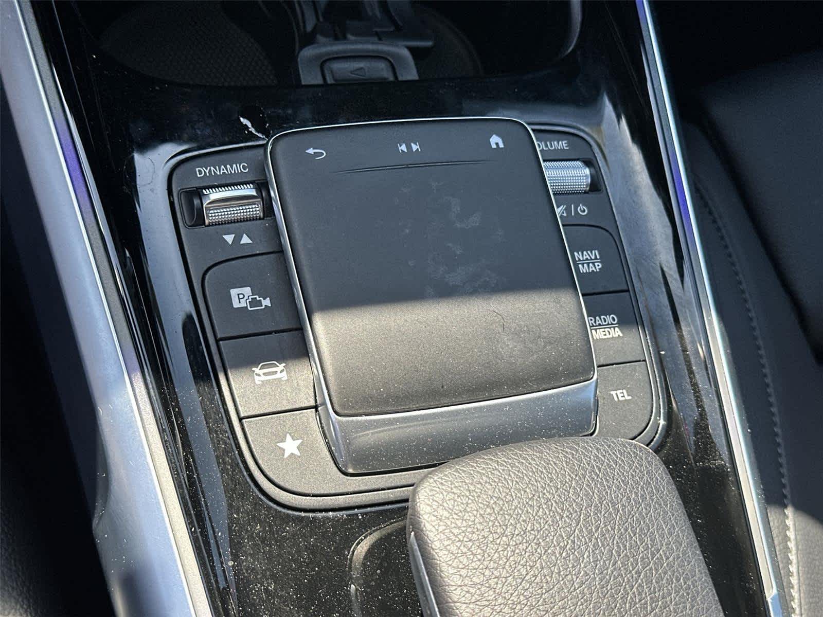 Thumbnail: 2023 Mercedes-Benz EQB - 27