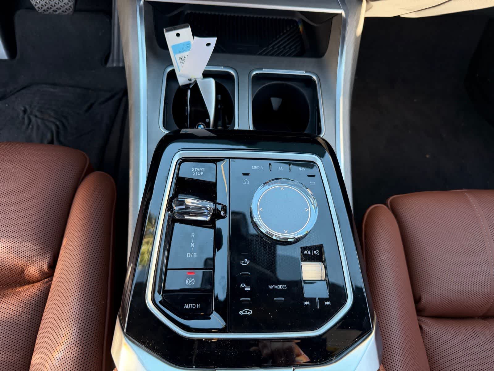 Thumbnail: 2025 BMW i7 - 14