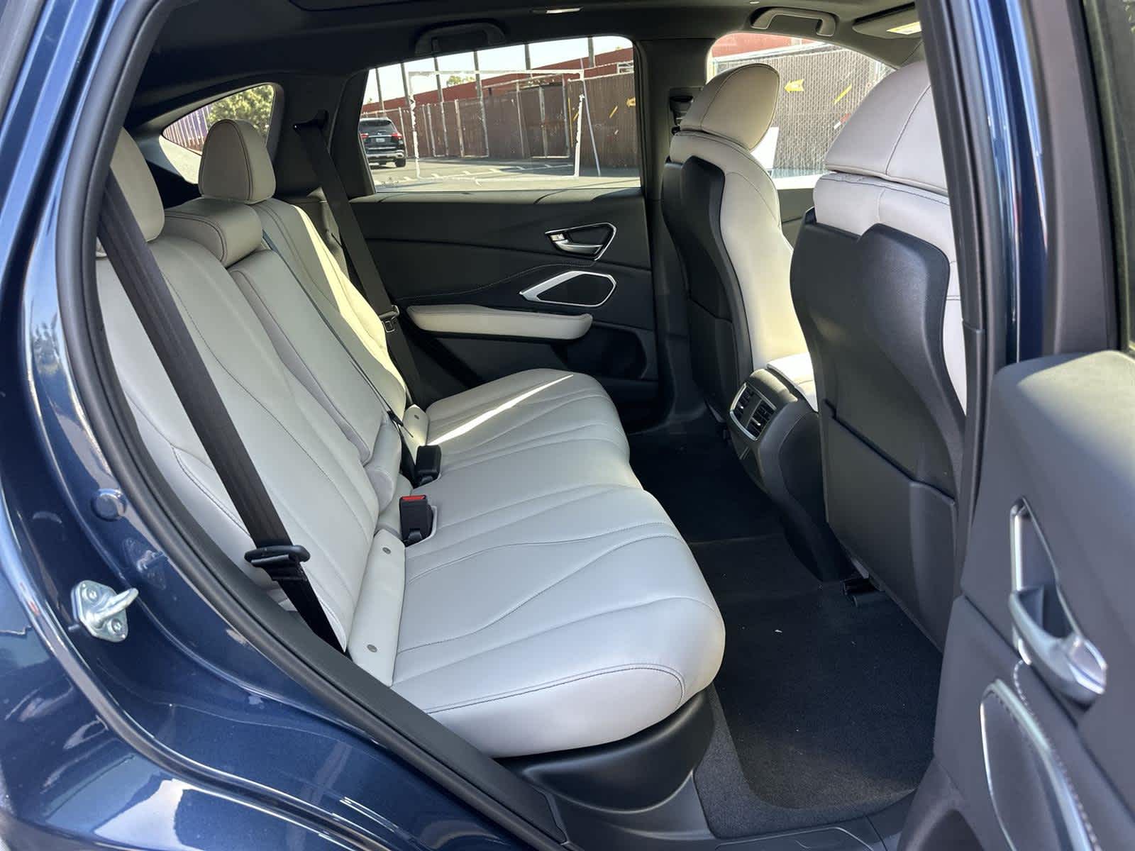 Thumbnail: 2026 Acura RDX - 13