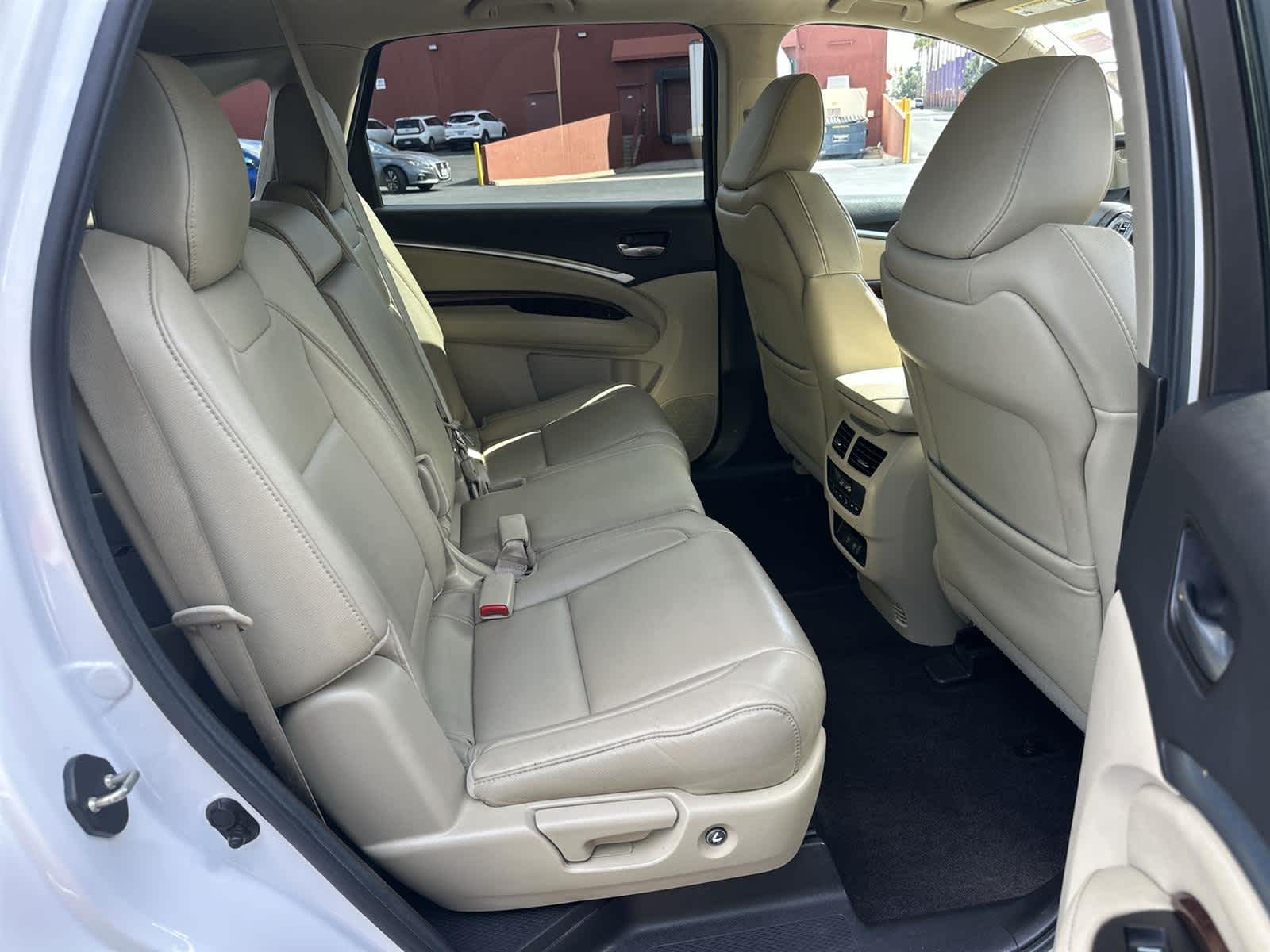 Thumbnail: 2020 Acura MDX - 13