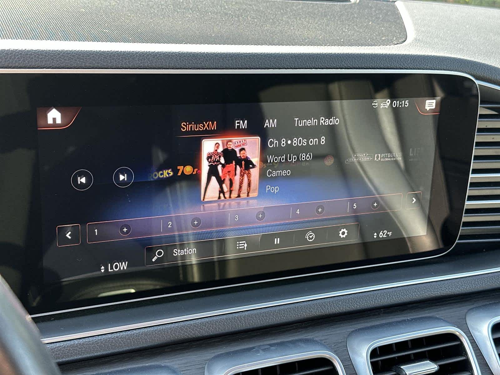 Thumbnail: 2023 Mercedes-Benz GLE - 16