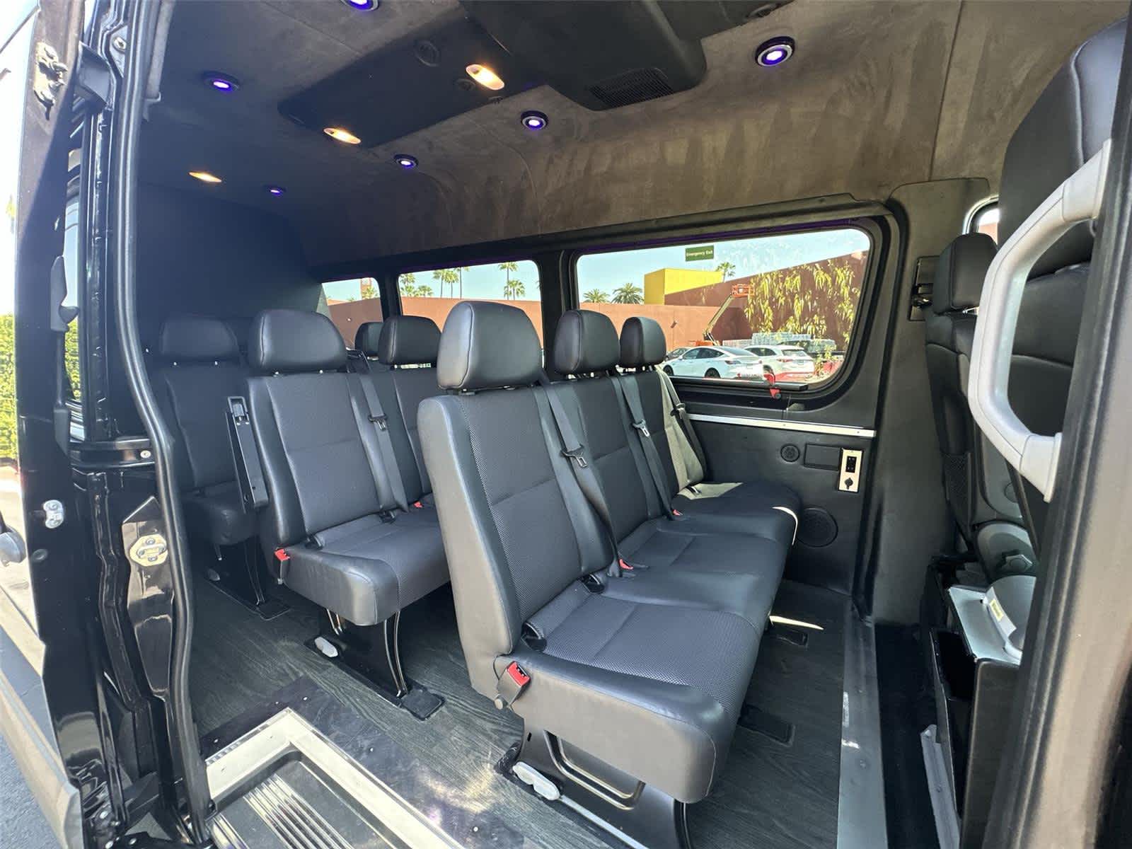 Thumbnail: 2015 Mercedes-Benz Sprinter - 13