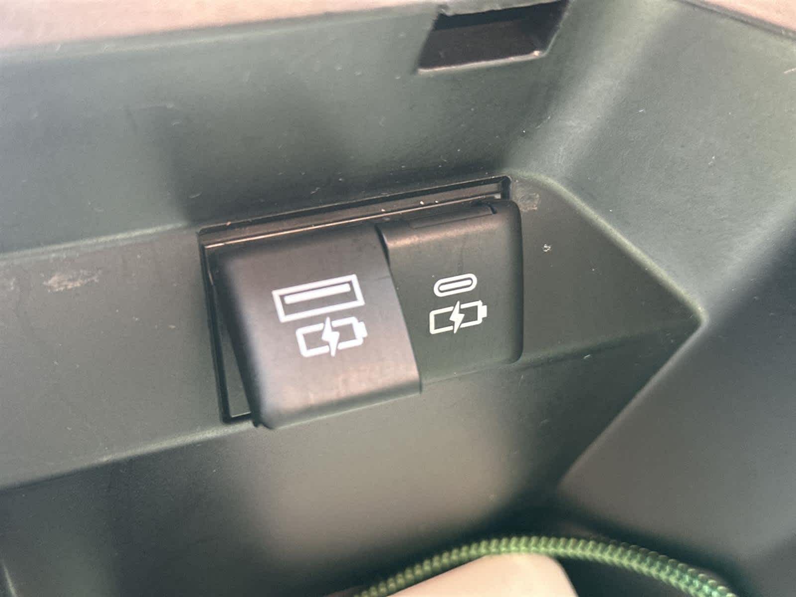 Thumbnail: 2023 Toyota Camry - 29