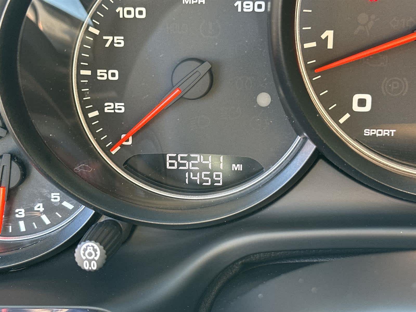 Thumbnail: 2016 Porsche Panamera - 19