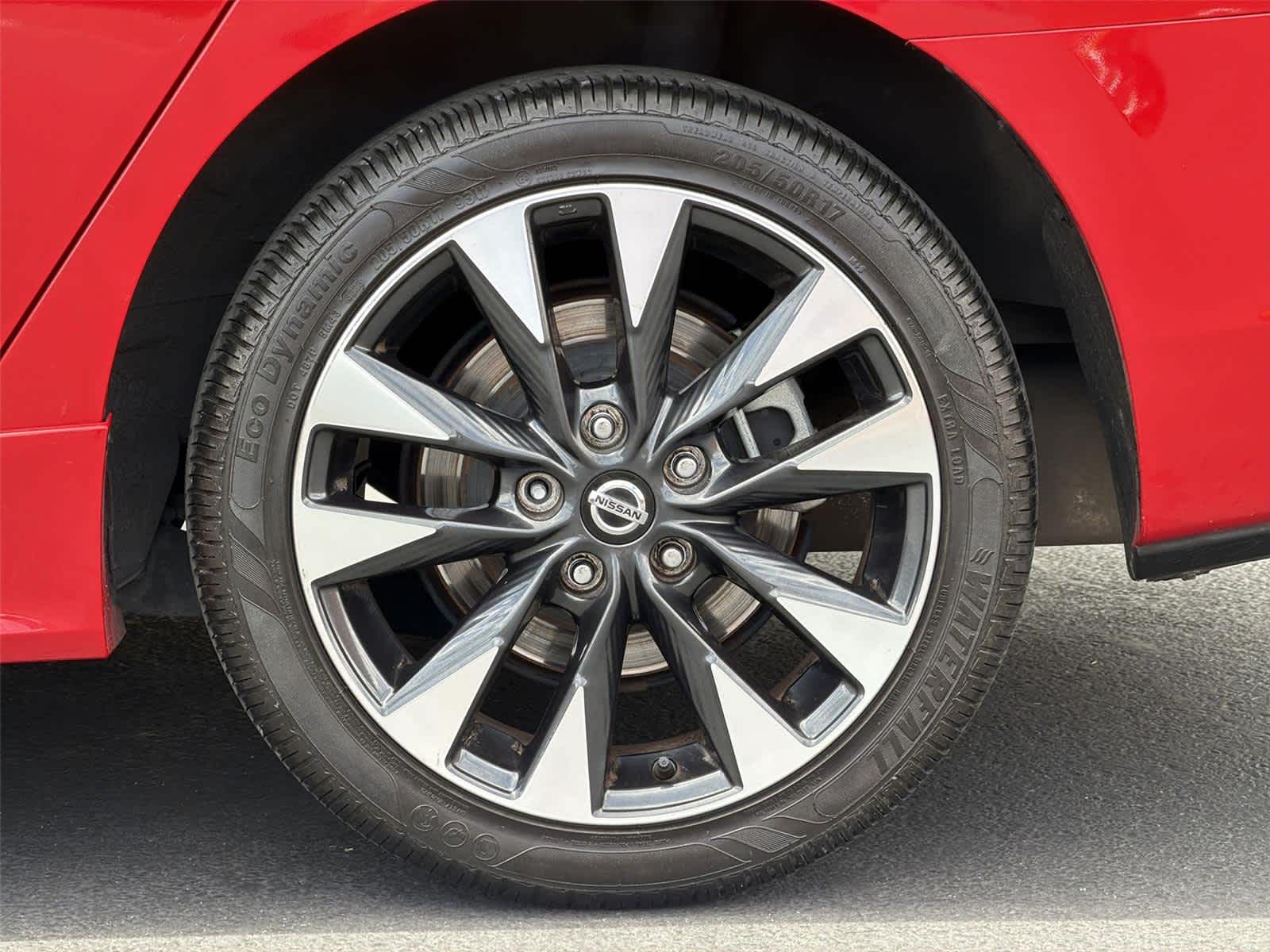 Thumbnail: 2019 Nissan Sentra - 8