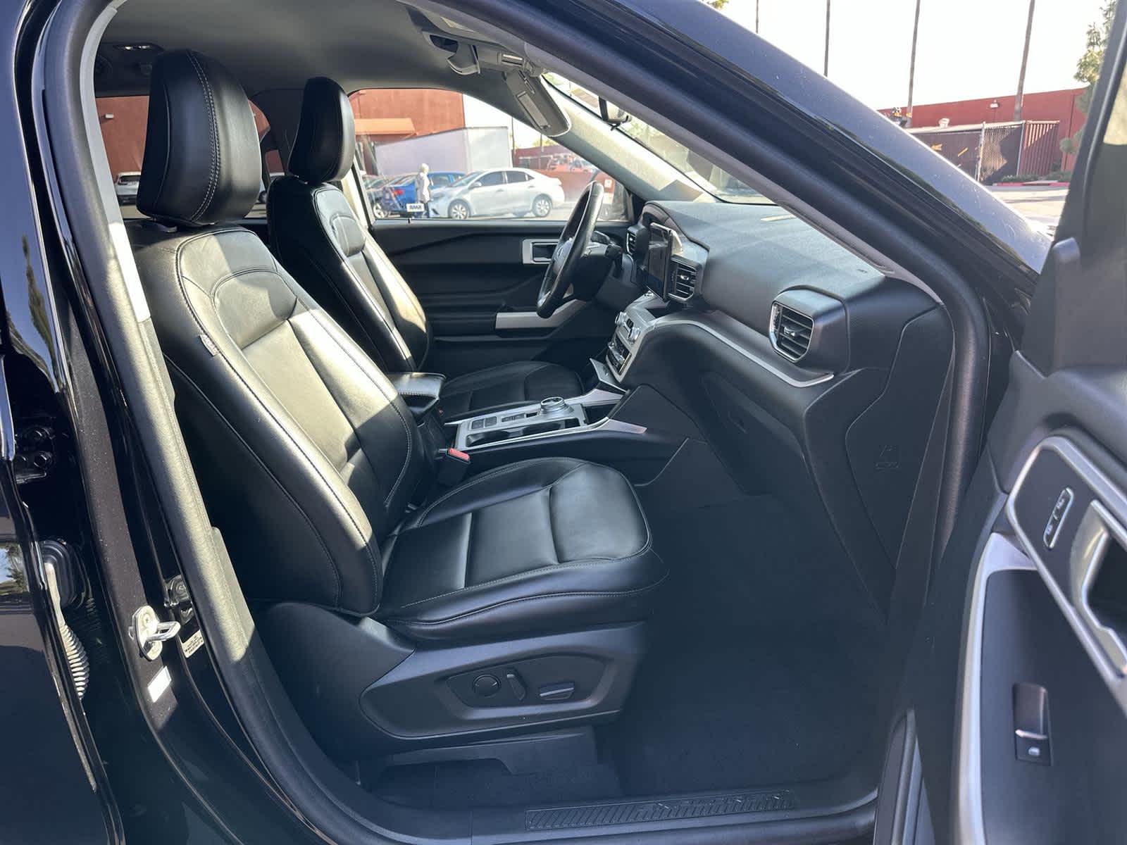 Thumbnail: 2023 Ford Explorer - 14