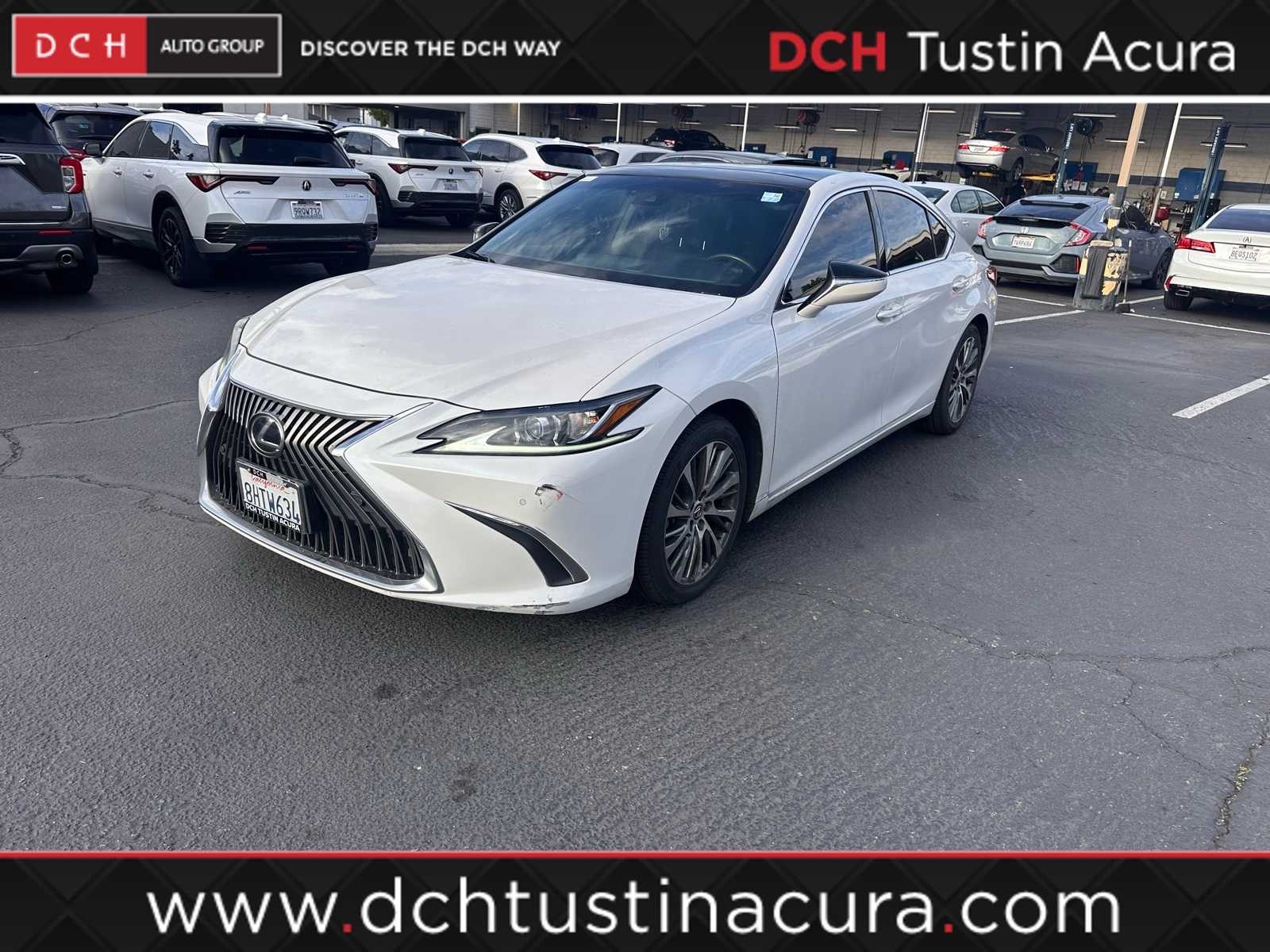 Thumbnail: 2019 Lexus ES - 1