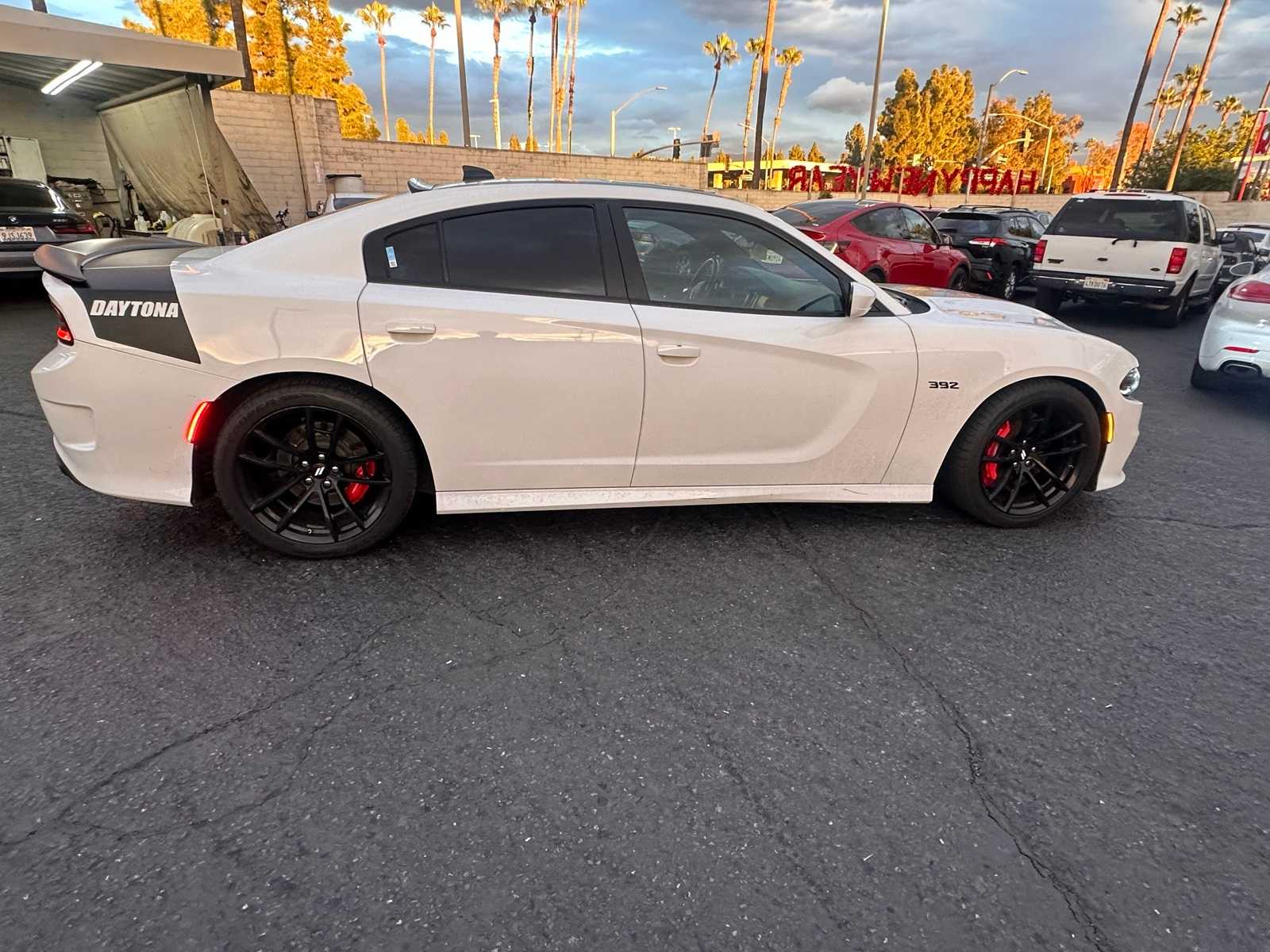 Thumbnail: 2018 Dodge Charger - 6