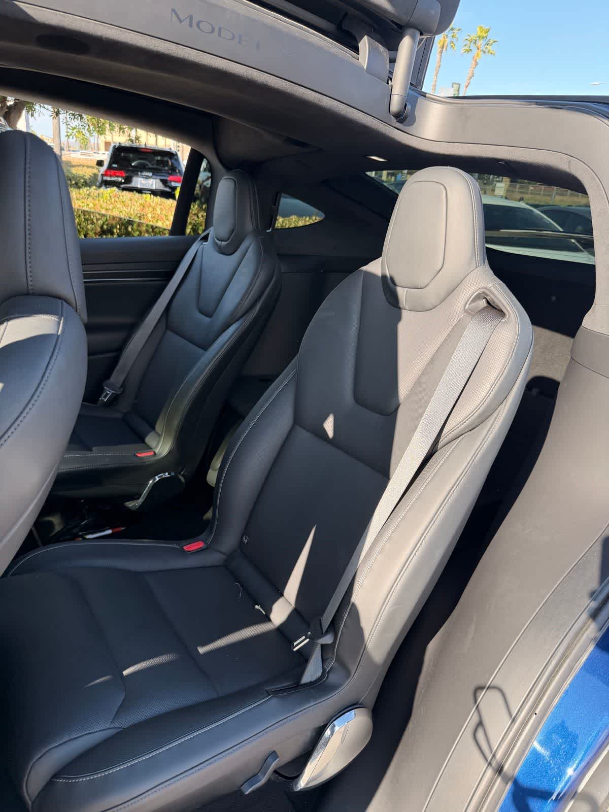 Thumbnail: 2022 Tesla Model X - 10