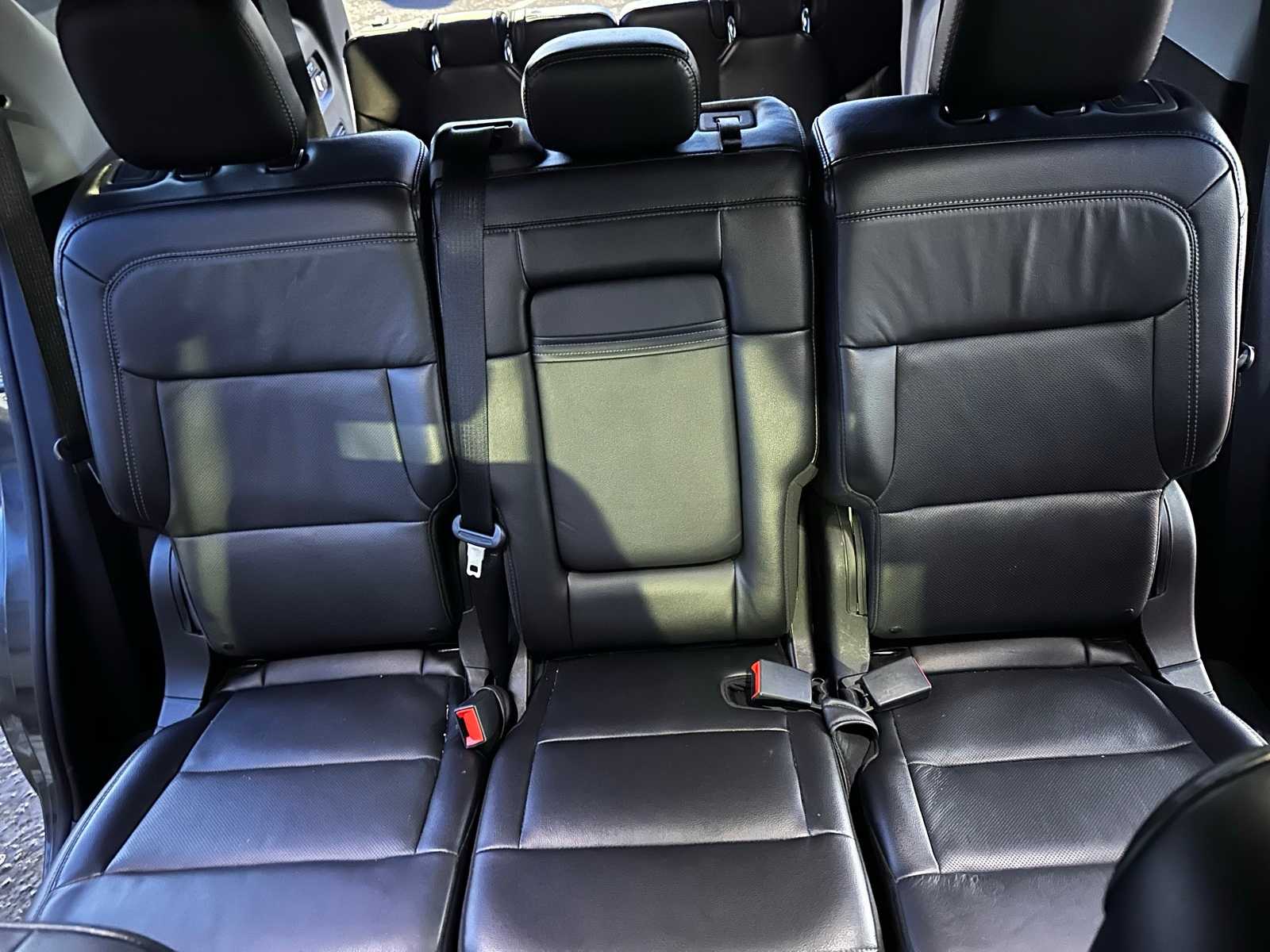 Thumbnail: 2020 Ford Explorer - 13