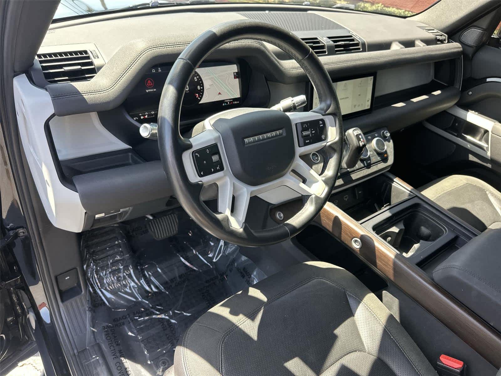 Thumbnail: 2020 Land Rover Defender - 2