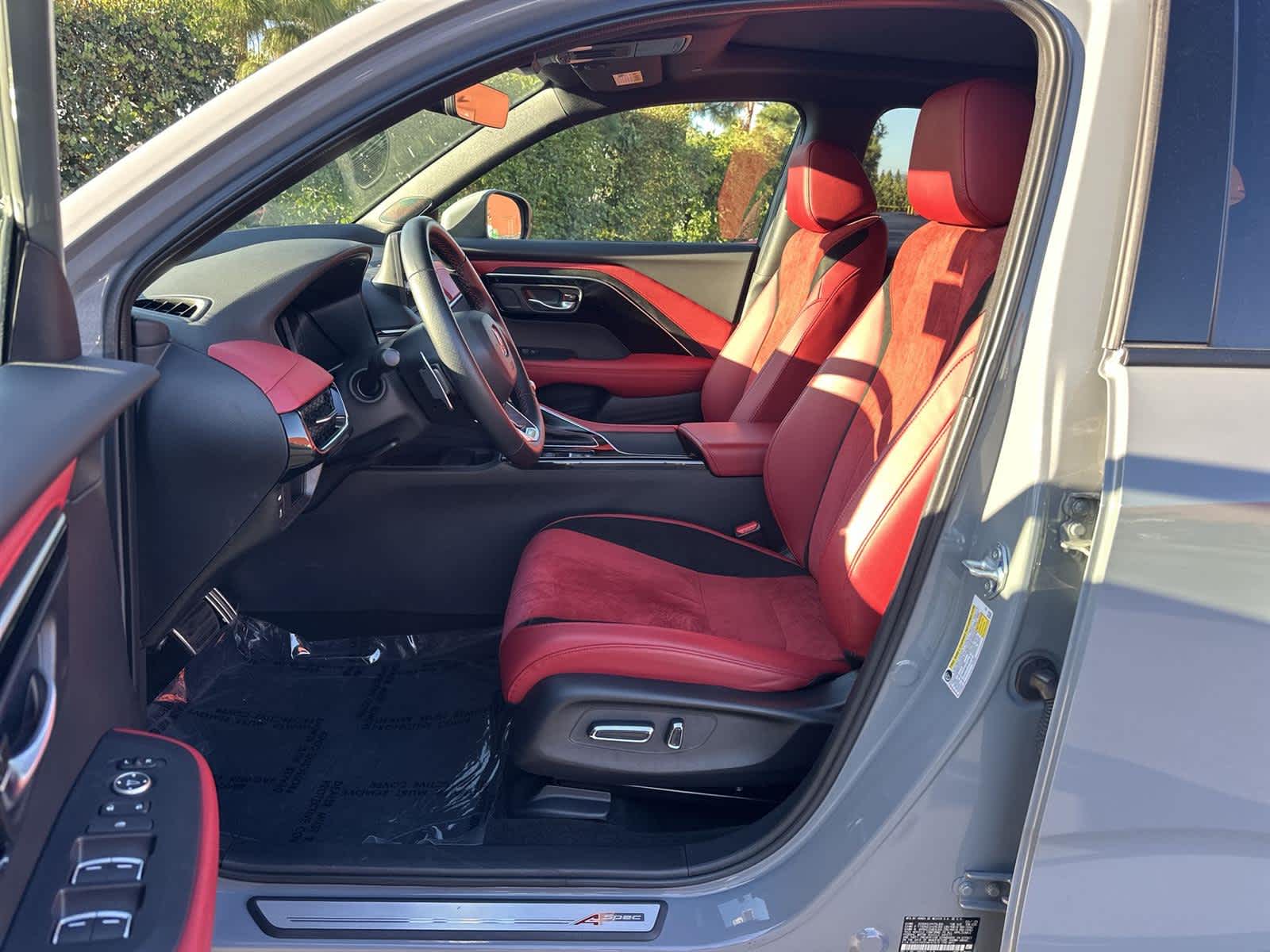 Thumbnail: 2025 Acura ADX - 11