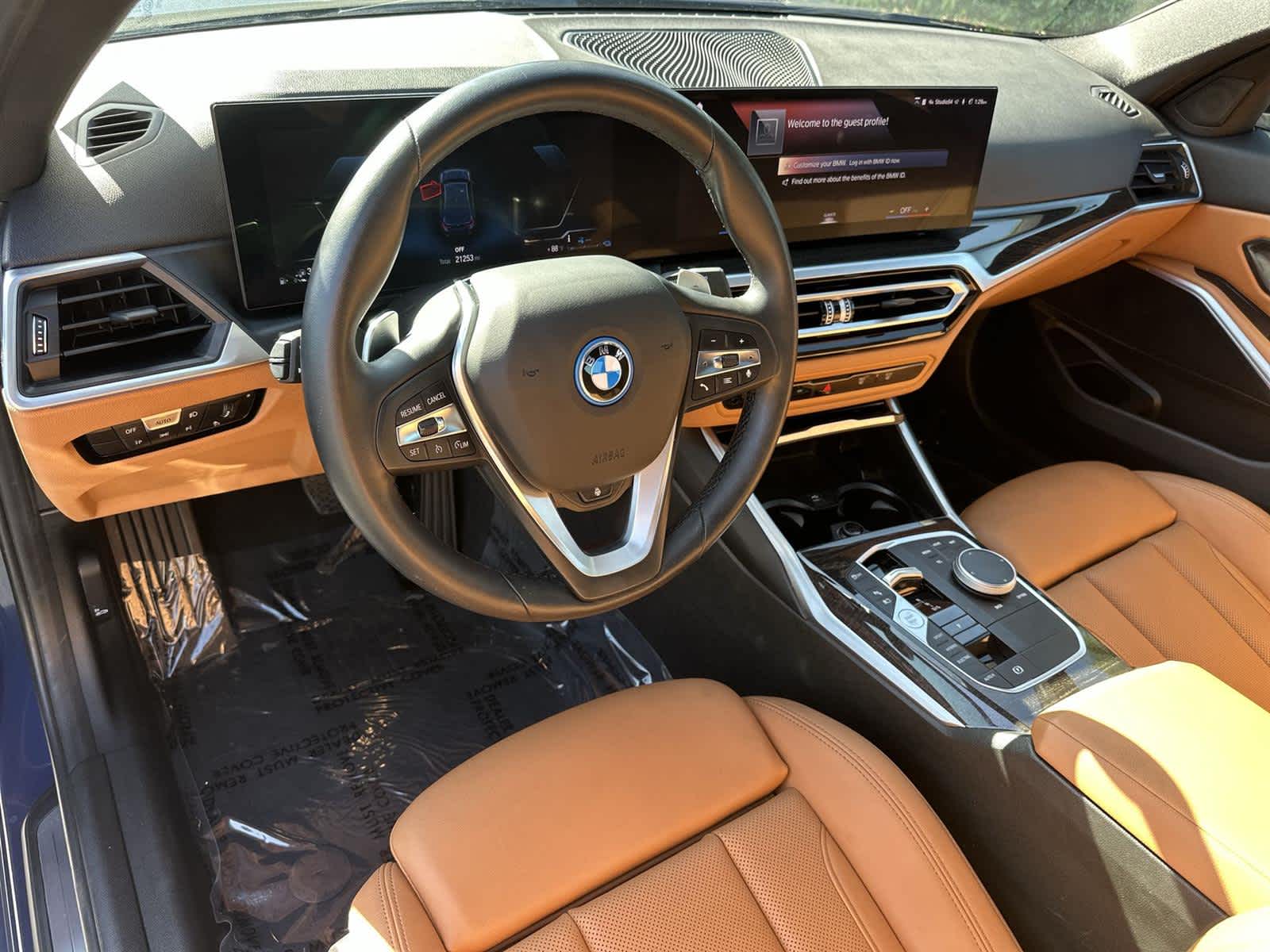 Thumbnail: 2023 BMW 3 Series - 2