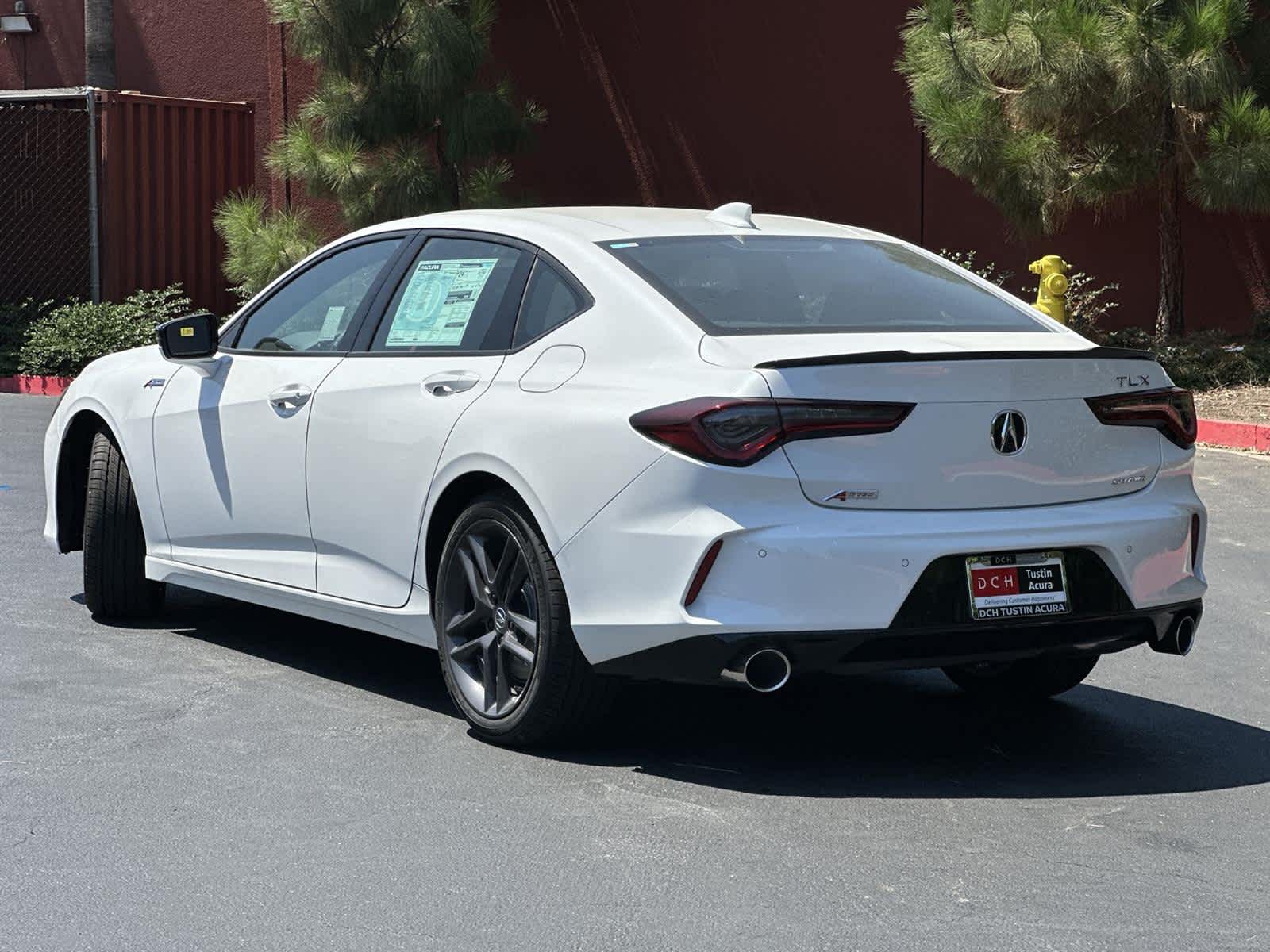 Thumbnail: 2025 Acura TLX - 4