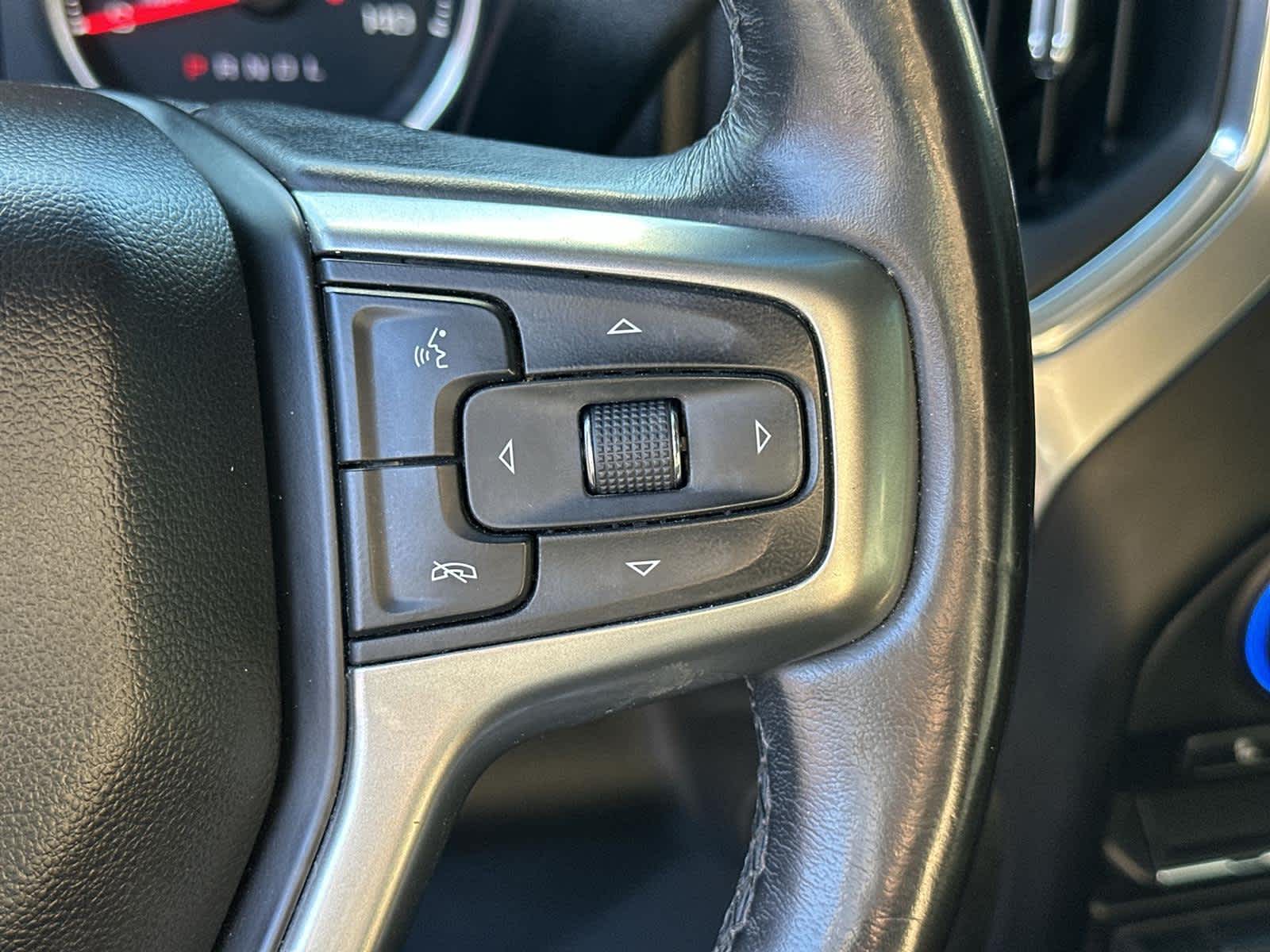 Thumbnail: 2019 Chevrolet Silverado 1500 - 24