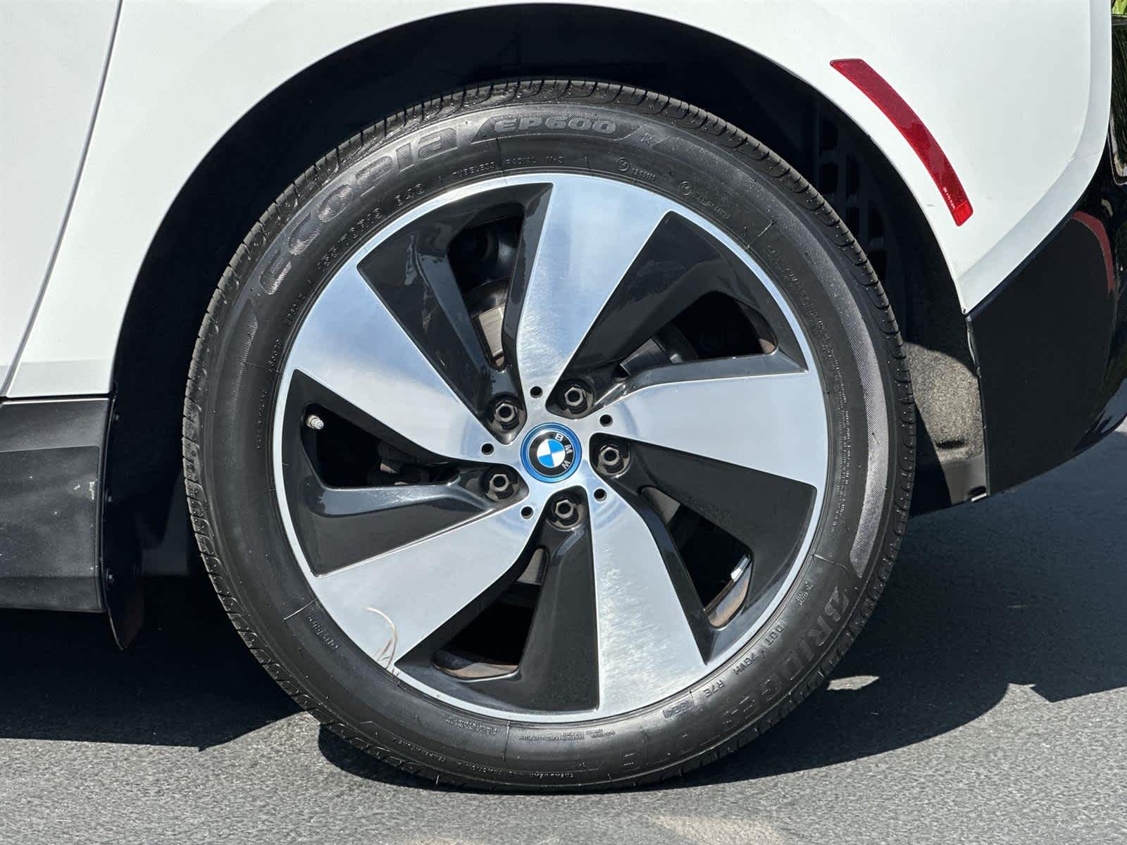 Thumbnail: 2017 BMW i3 - 8