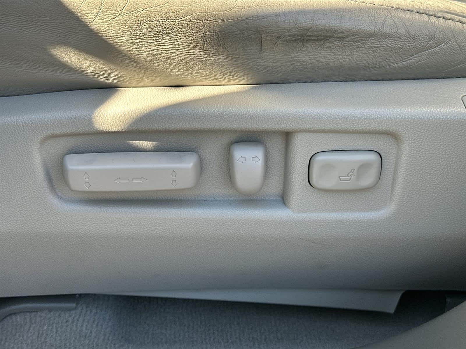 Thumbnail: 2012 Acura MDX - 23