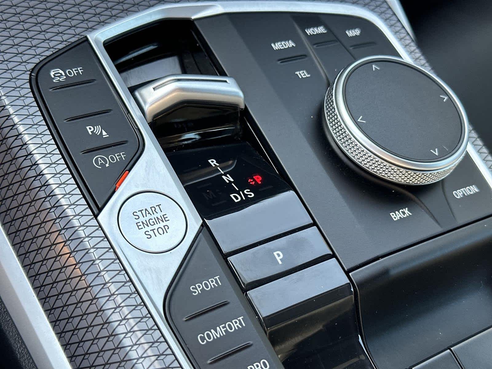 Thumbnail: 2025 BMW 4 Series - 18