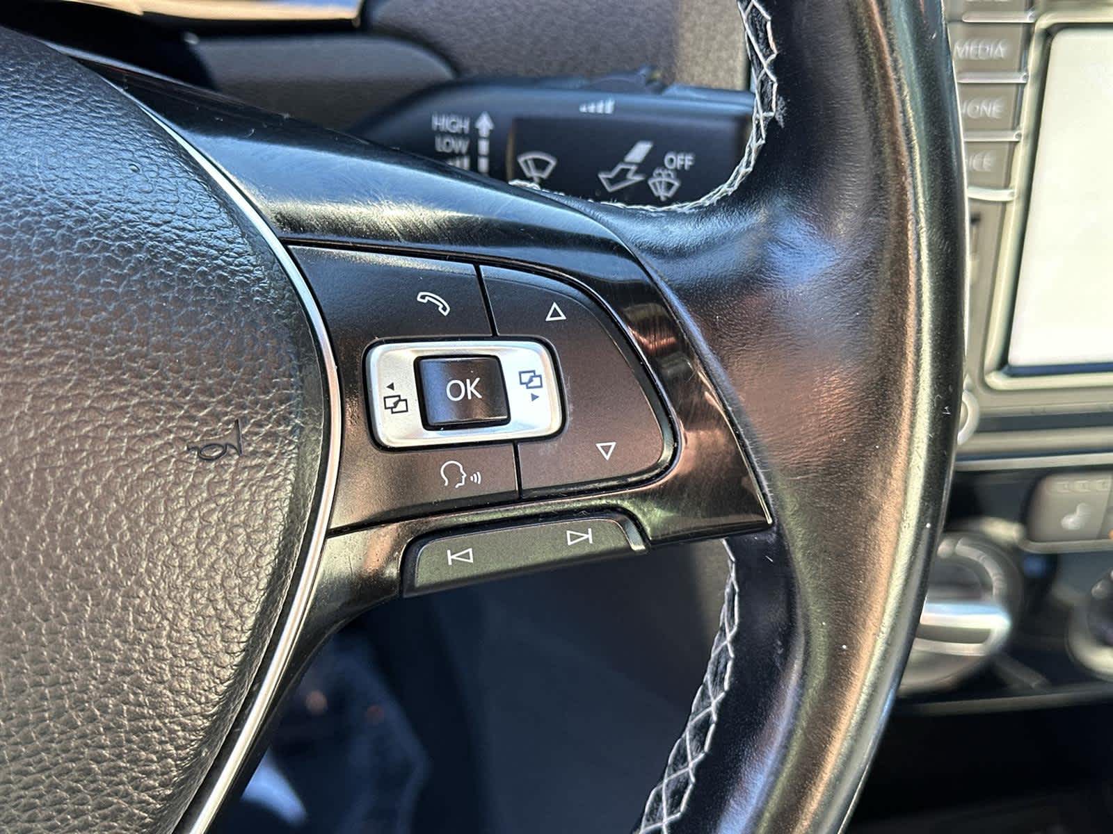 Thumbnail: 2016 Volkswagen Jetta - 25