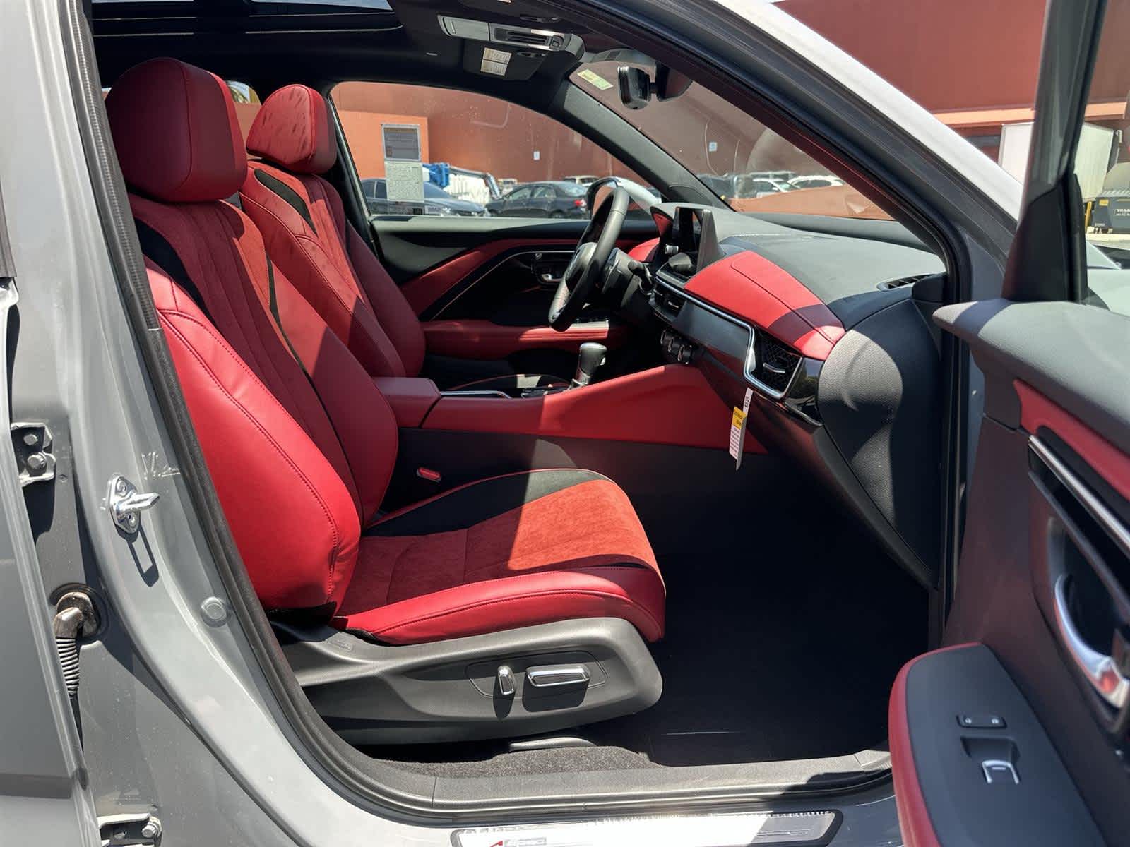 Thumbnail: 2025 Acura ADX - 14