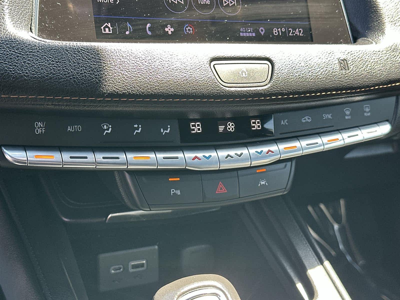 Thumbnail: 2019 Cadillac XT4 - 27