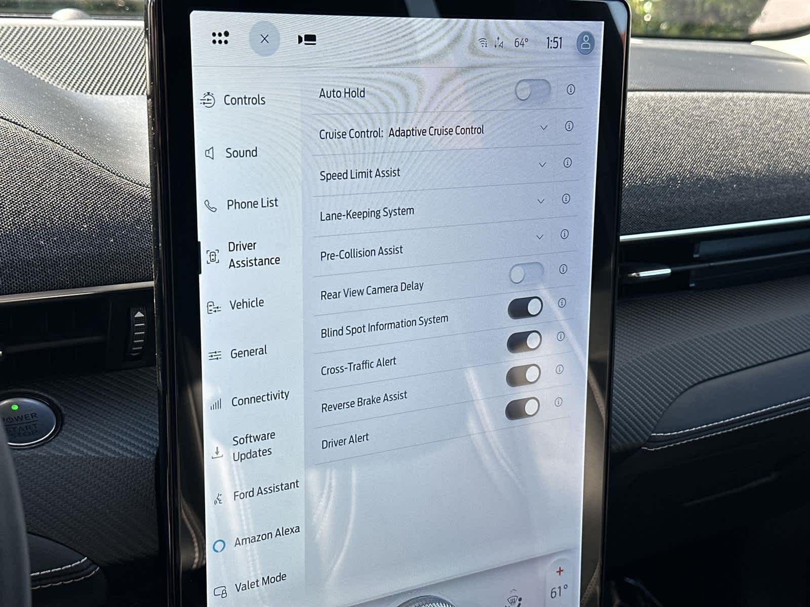 Thumbnail: 2022 Ford Mustang Mach-E - 31