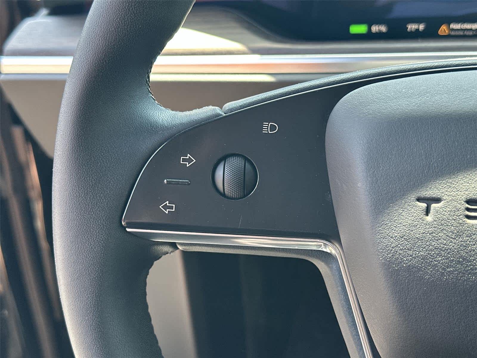 Thumbnail: 2023 Tesla Model X - 34