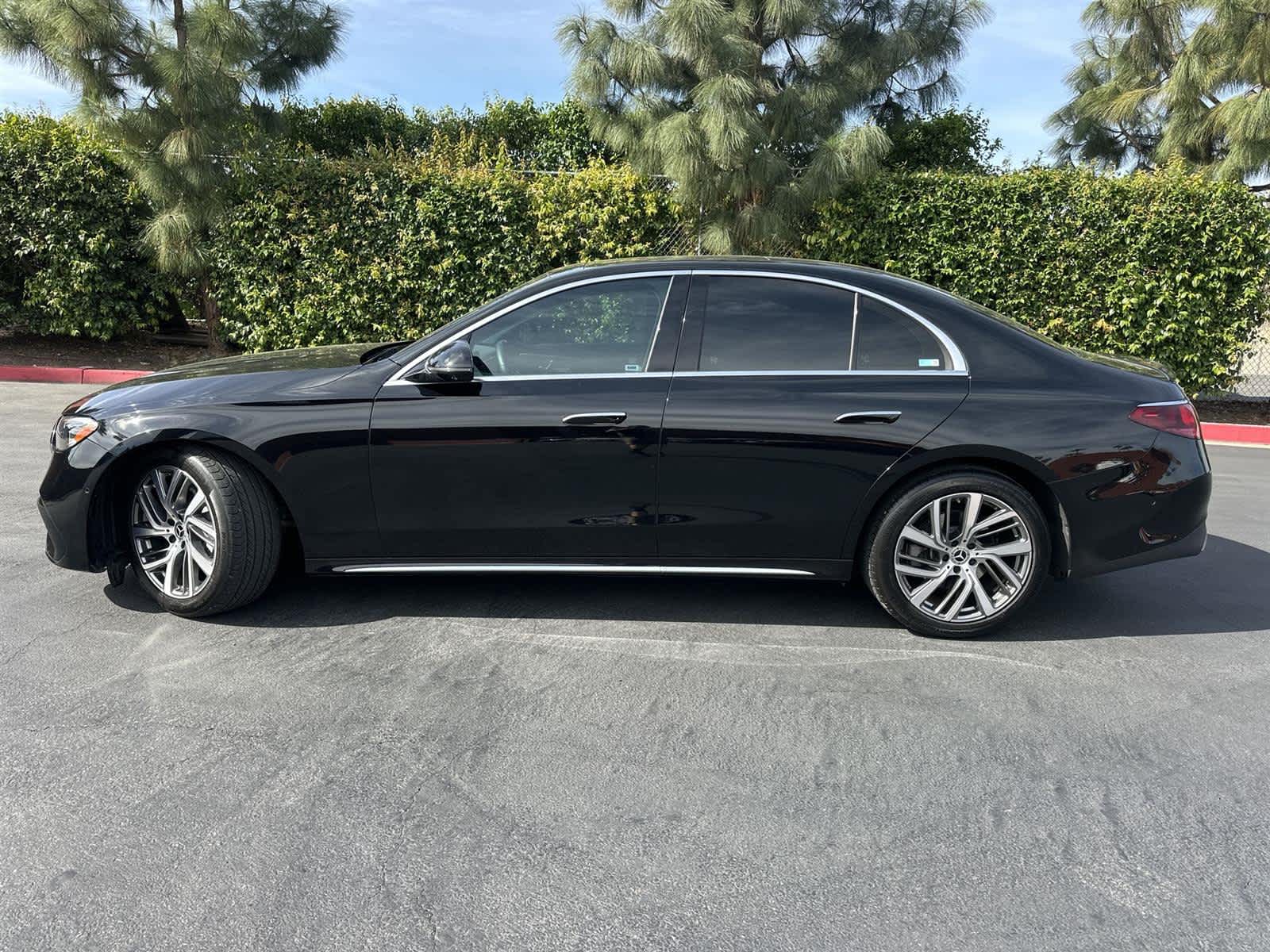 Thumbnail: 2024 Mercedes-Benz E-Class - 3