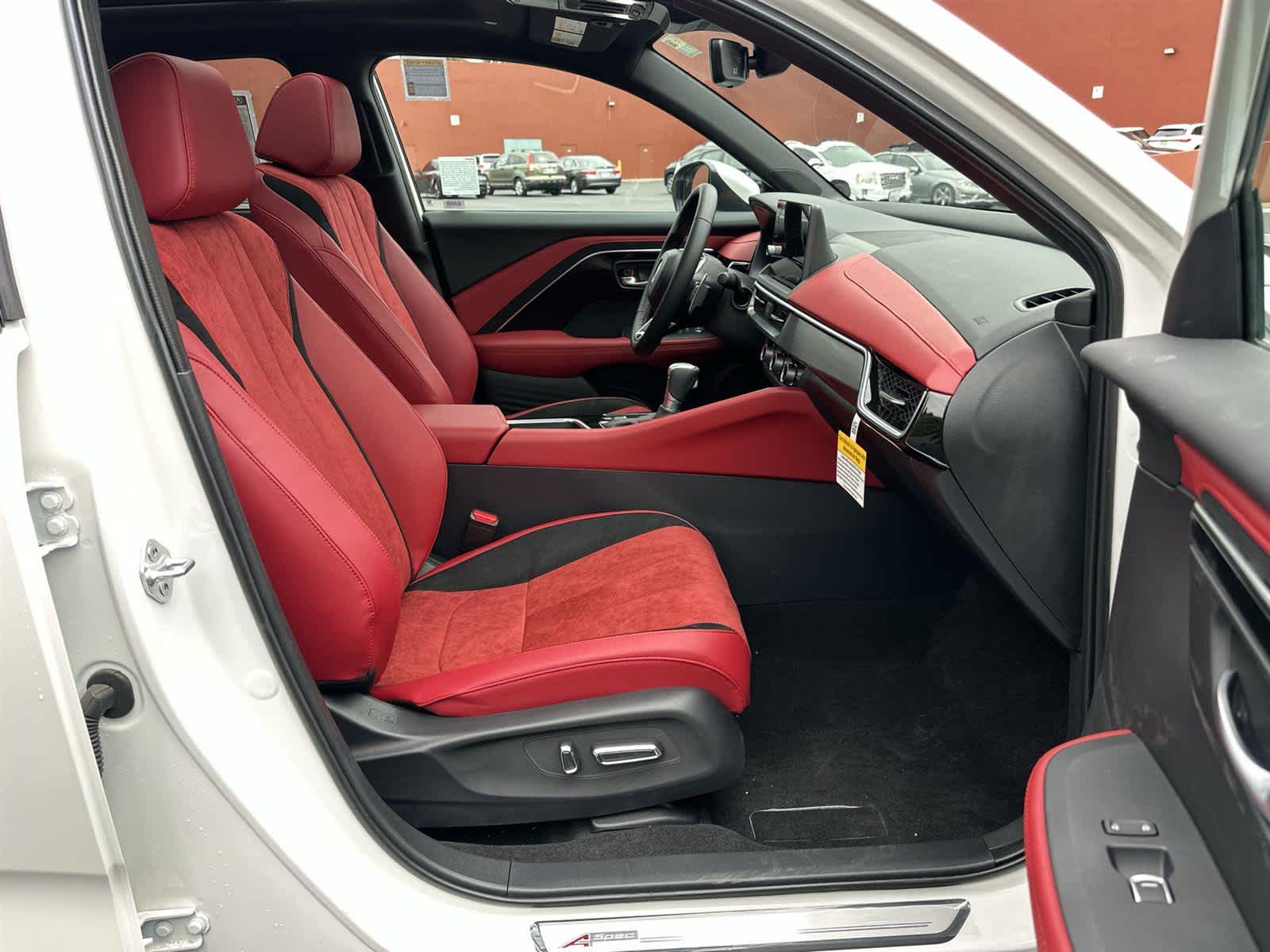 Thumbnail: 2025 Acura ADX - 14