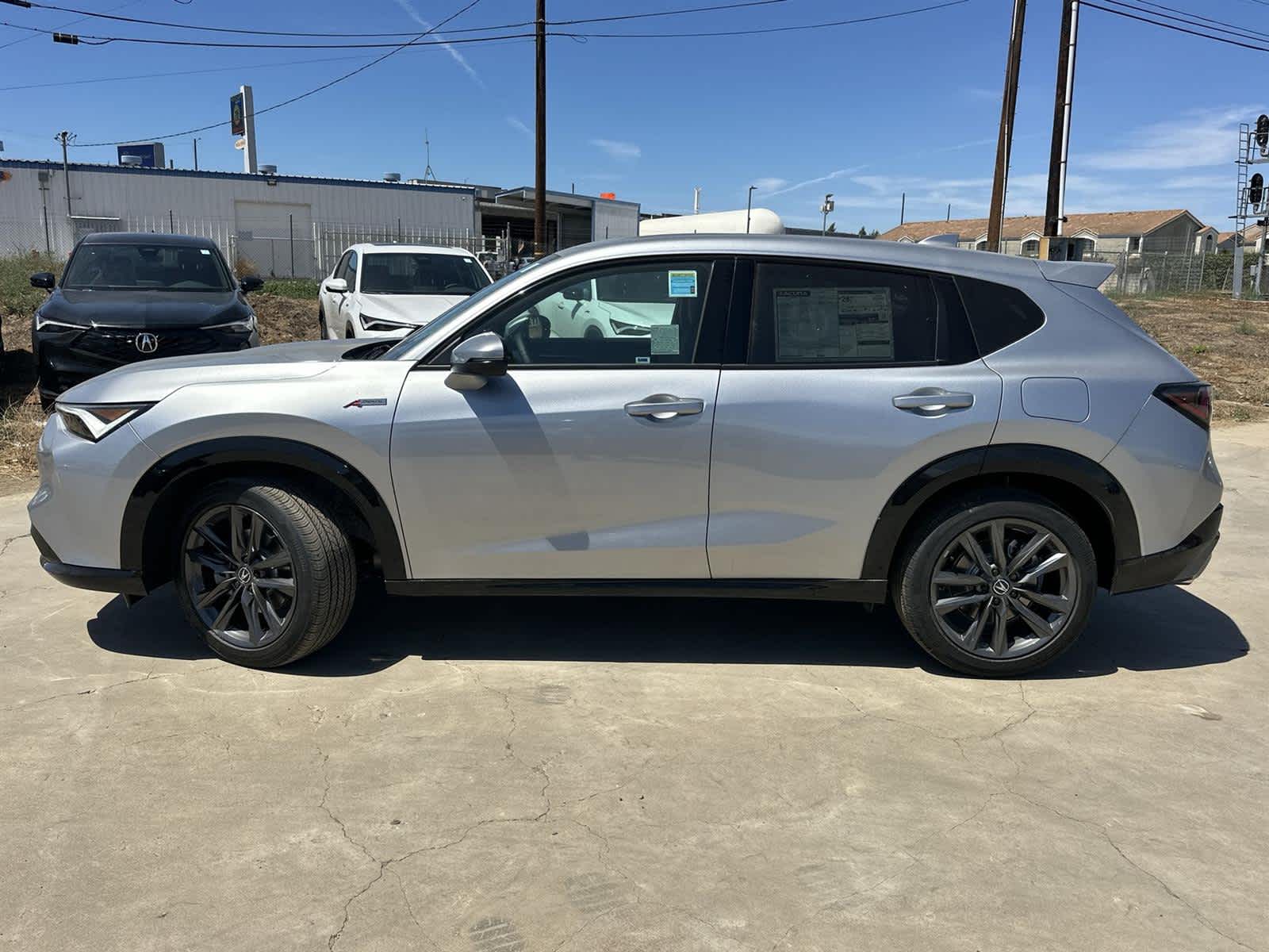 Thumbnail: 2025 Acura ADX - 3