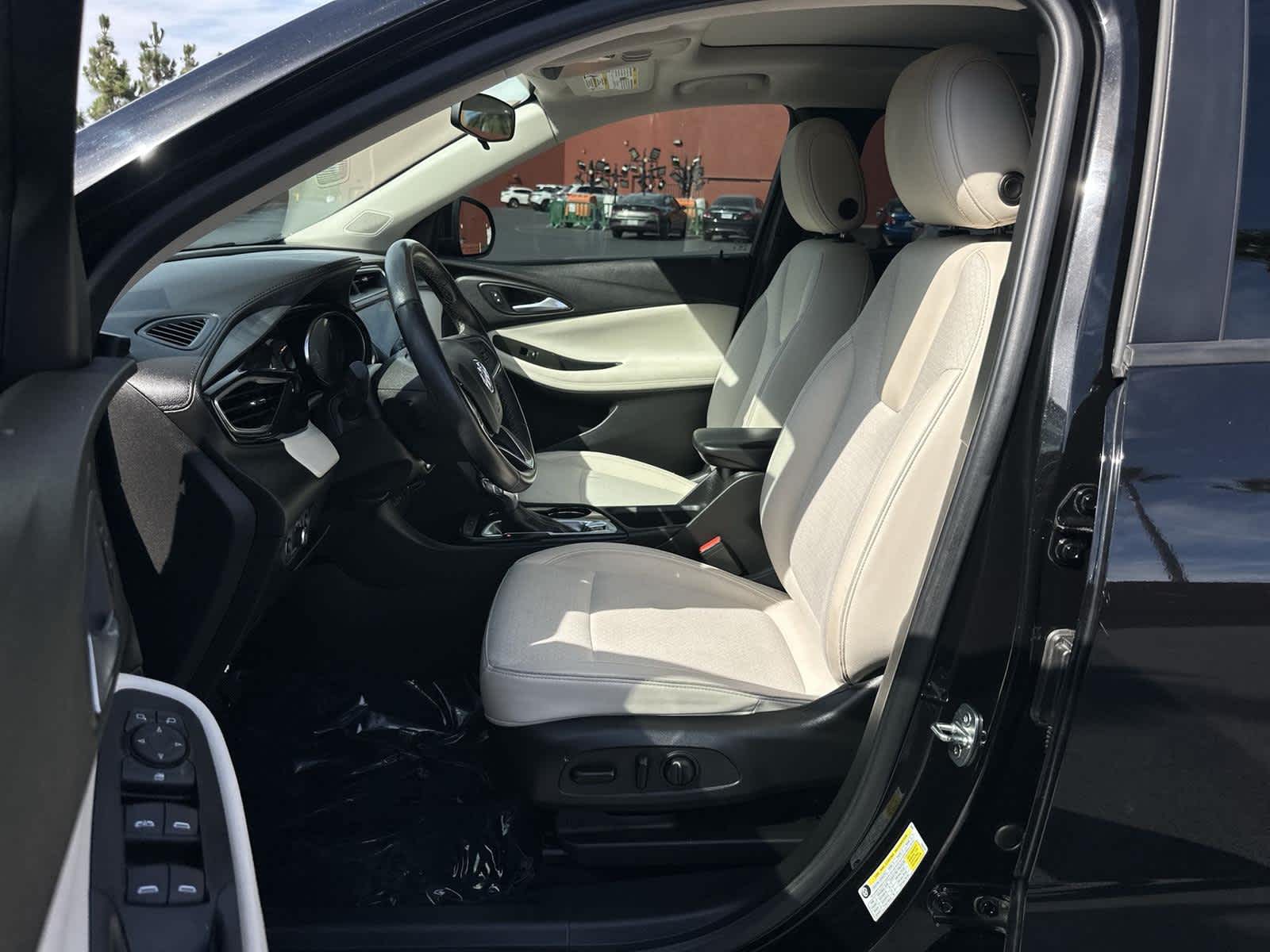 Thumbnail: 2020 Buick Encore GX - 11