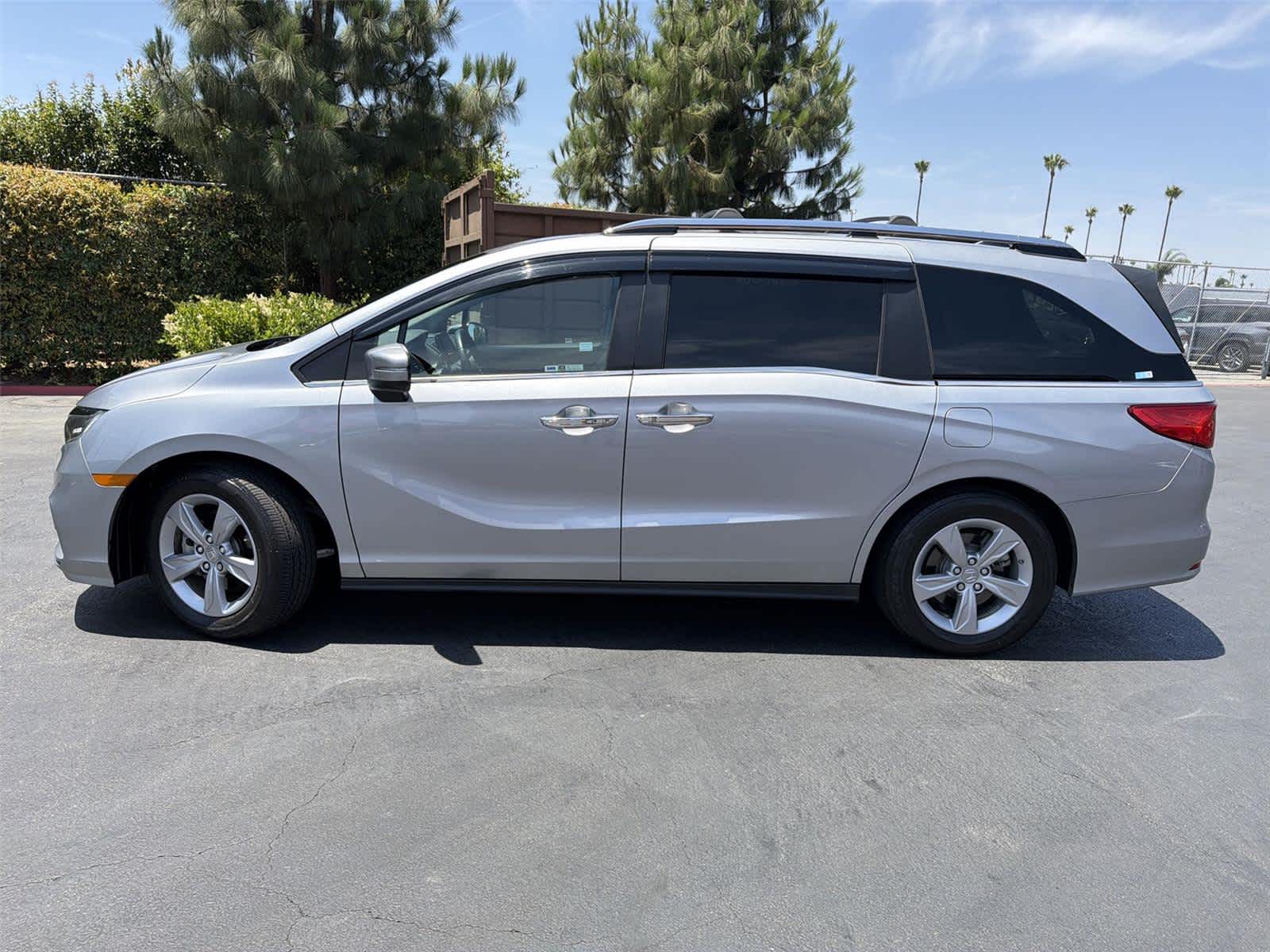Thumbnail: 2020 Honda Odyssey - 2