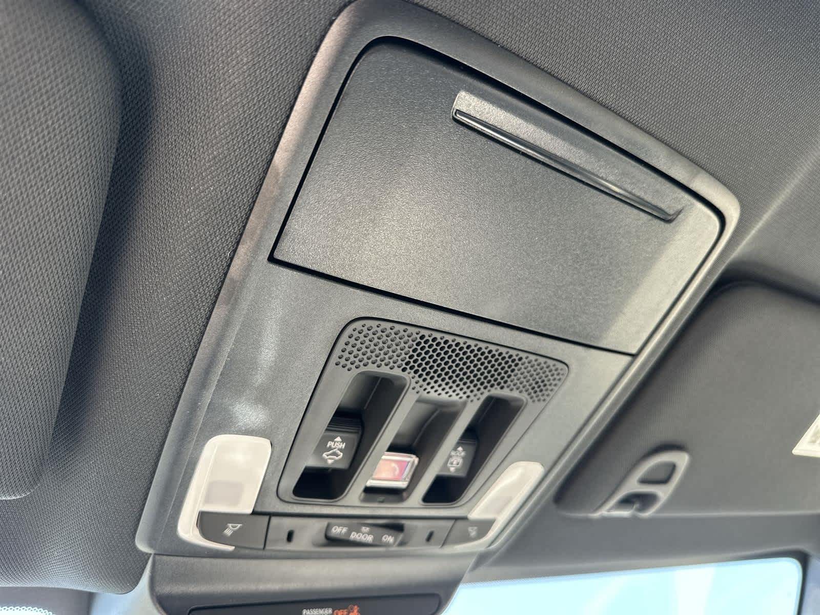 Thumbnail: 2025 Acura ADX - 28