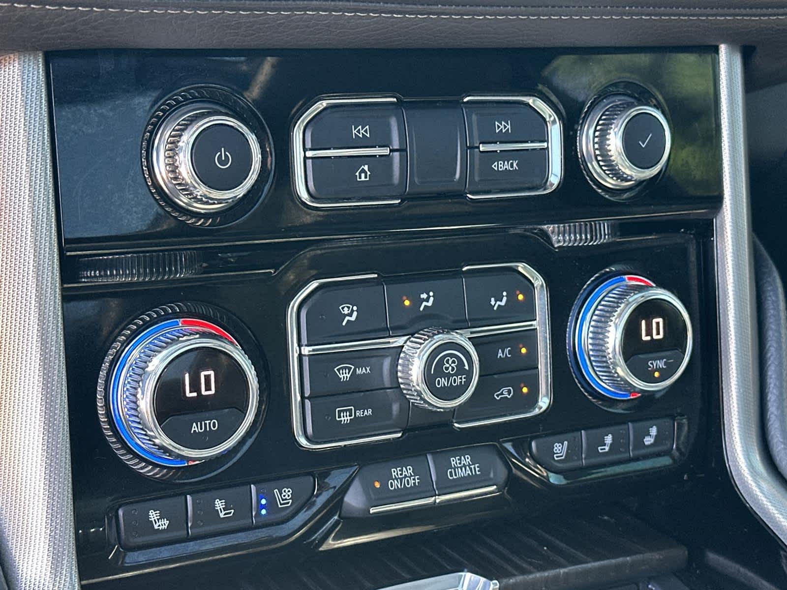 Thumbnail: 2021 GMC Yukon - 26