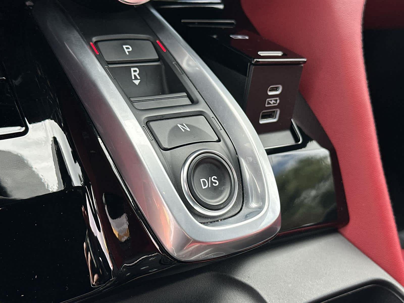 Thumbnail: 2023 Acura MDX - 18