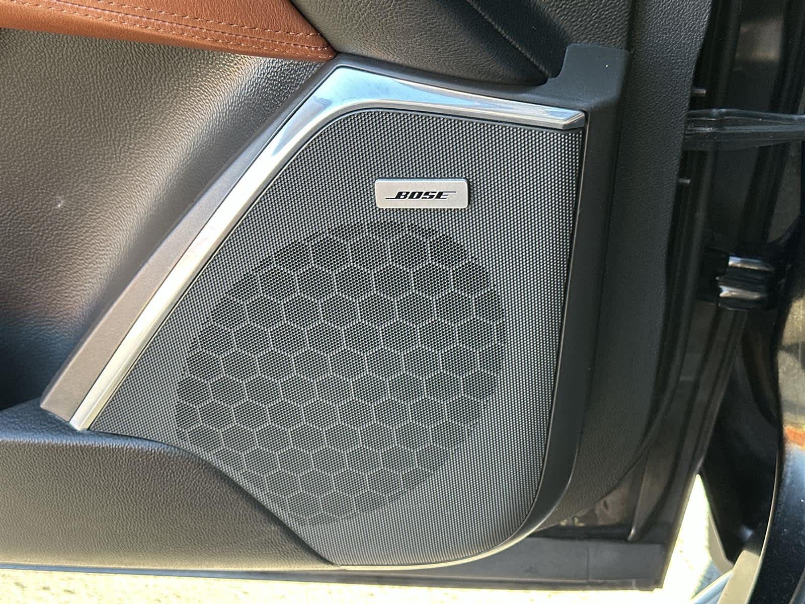 Thumbnail: 2016 Cadillac Escalade - 30